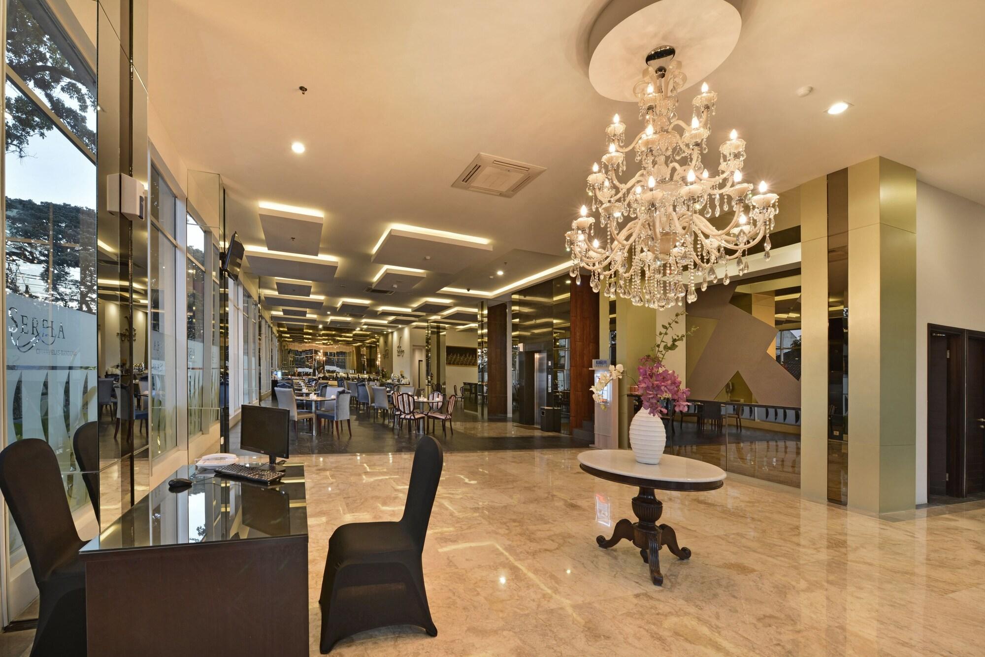 Vista Lobby Serela Cihampelas Hotel