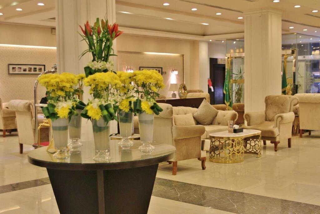 Vista Lobby Carawan Al Fahad Hotel