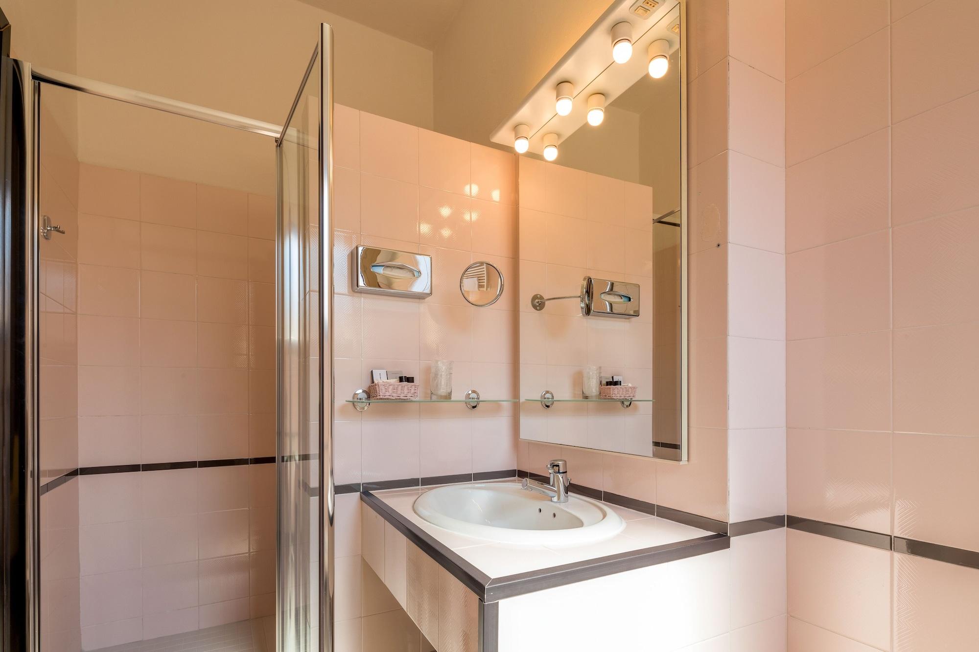 Set de Habitación Hotel San Donato - Bologna Centro