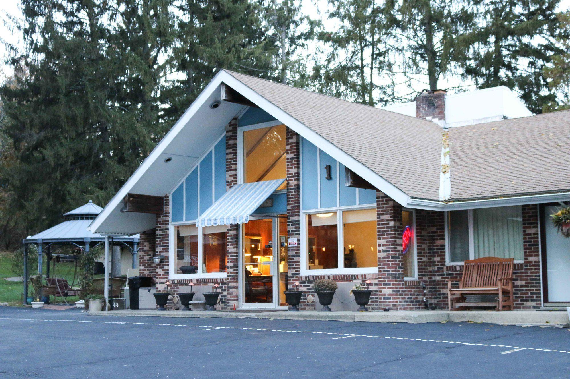 Varios Atlas Motor Lodge