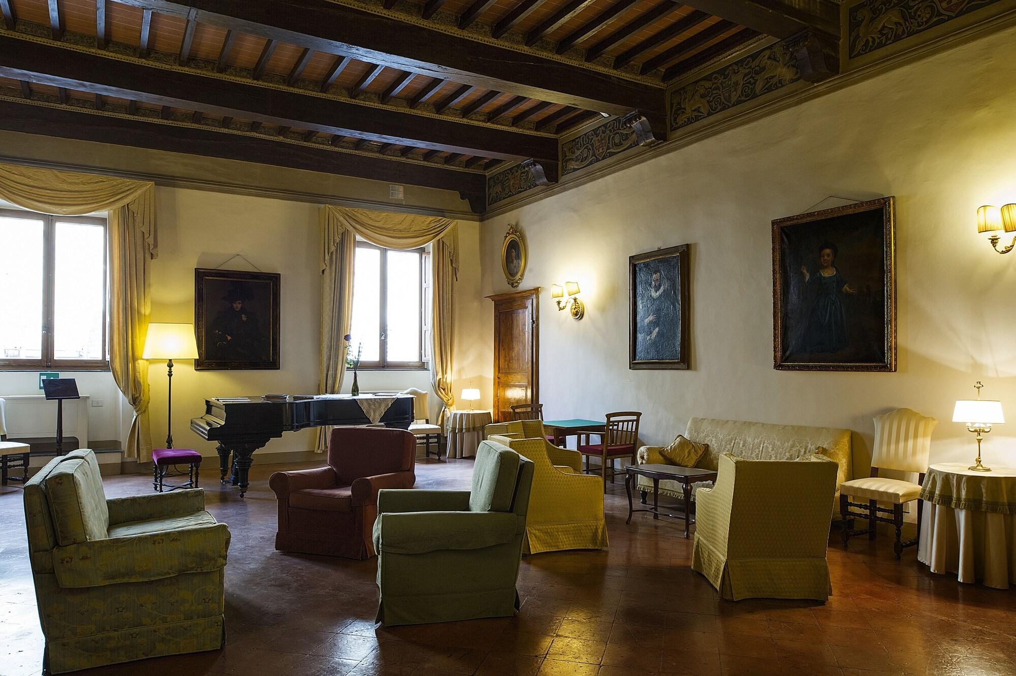Bar/Salón Palazzo Ravizza