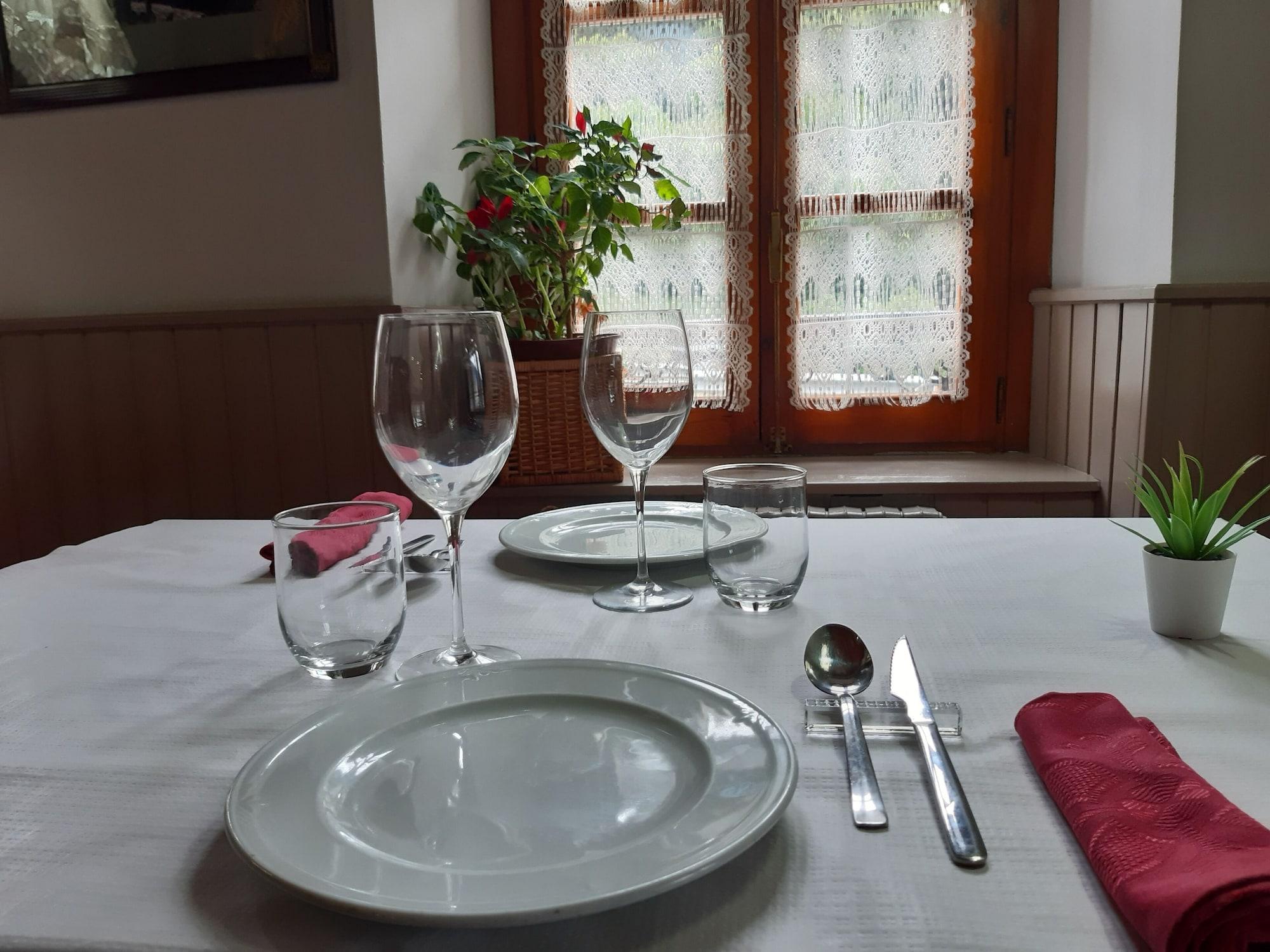 Restaurant Alojamiento Rural Ostau Era Nheuada