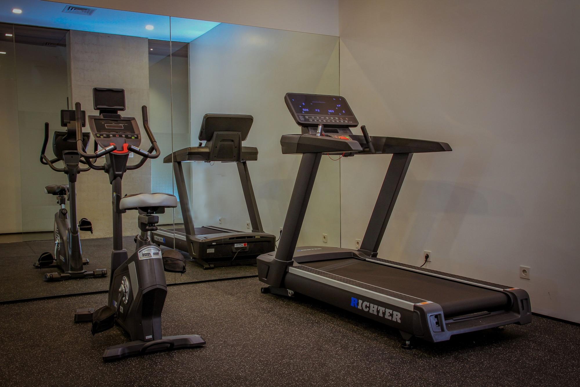 Gimnasio Nagomi Suites & Hotel