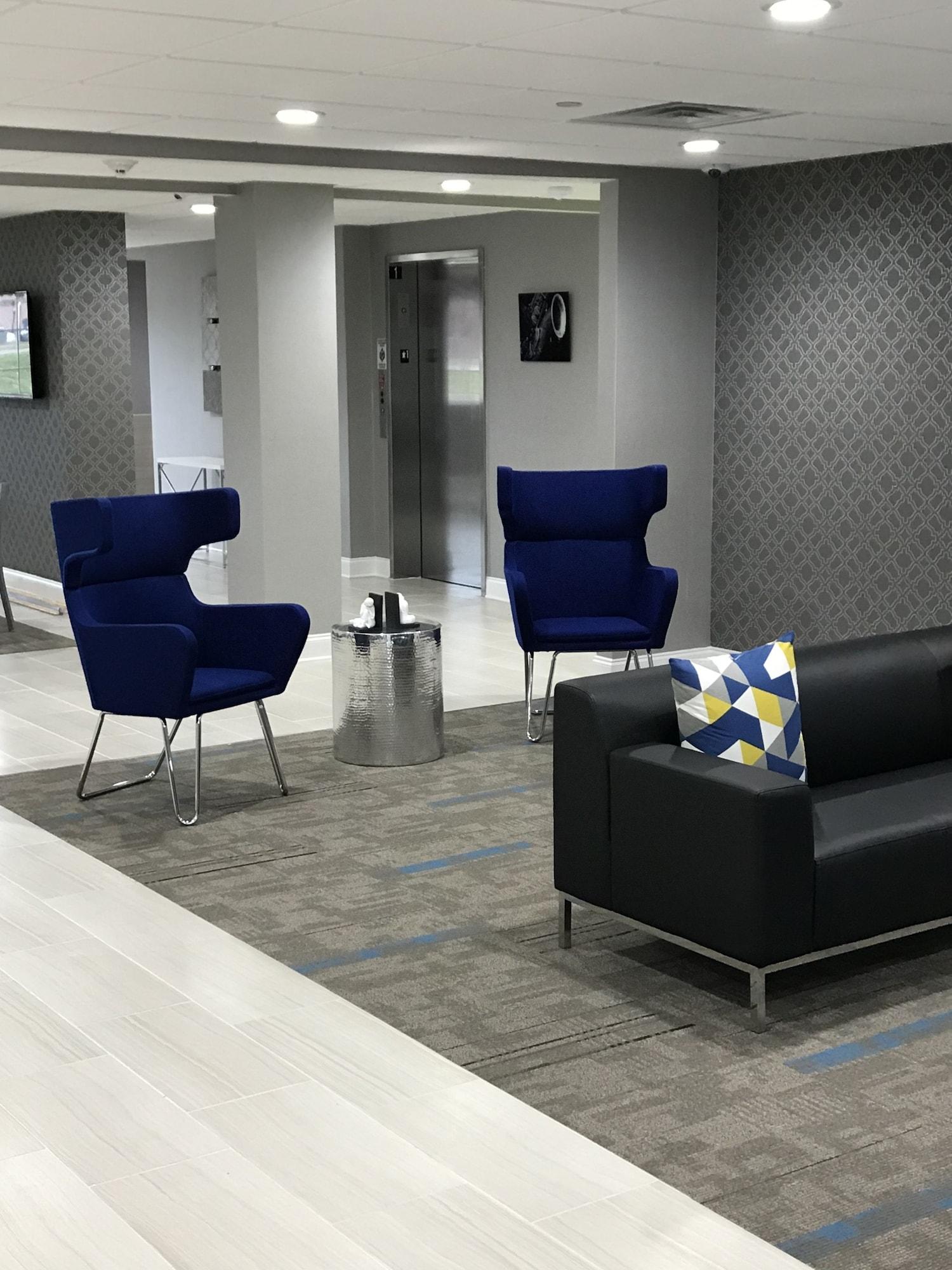 Vista Lobby Home Inn and Suites