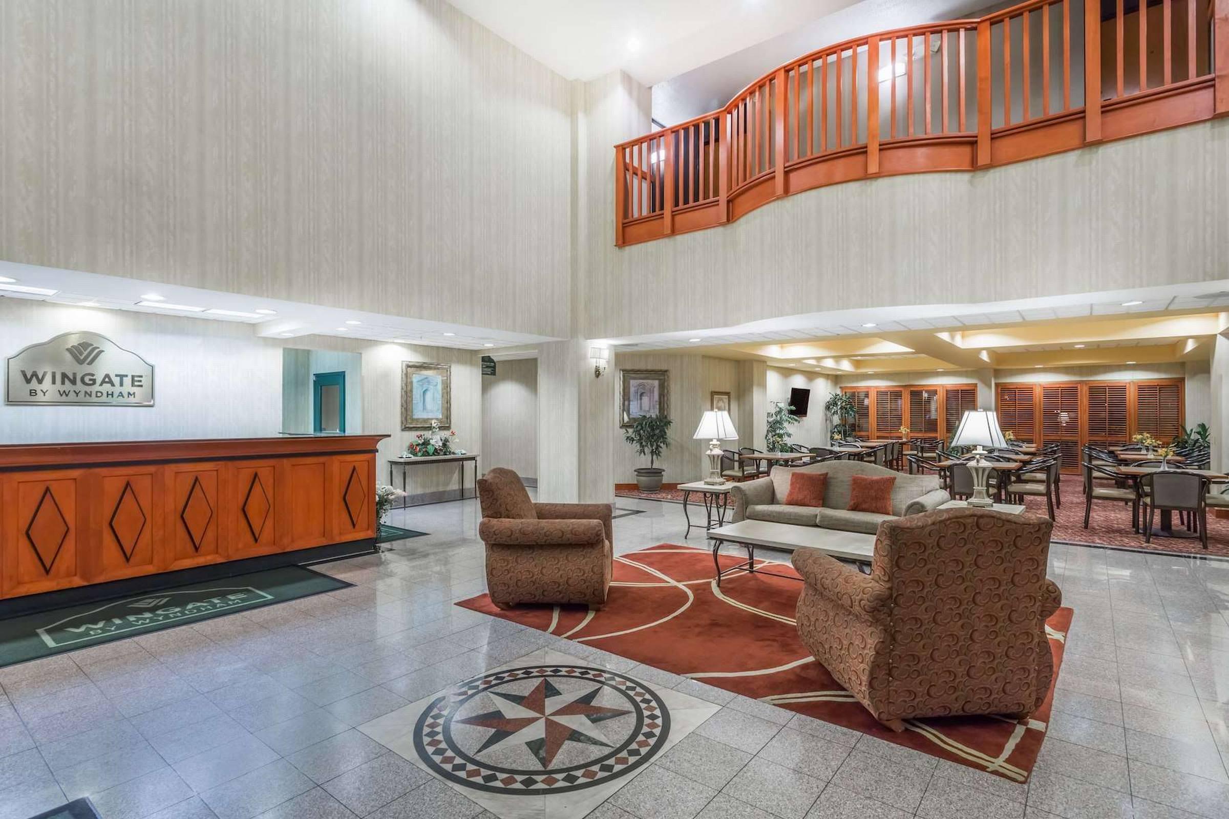 Vista Lobby Wingate by Wyndham - Orlando International Airport