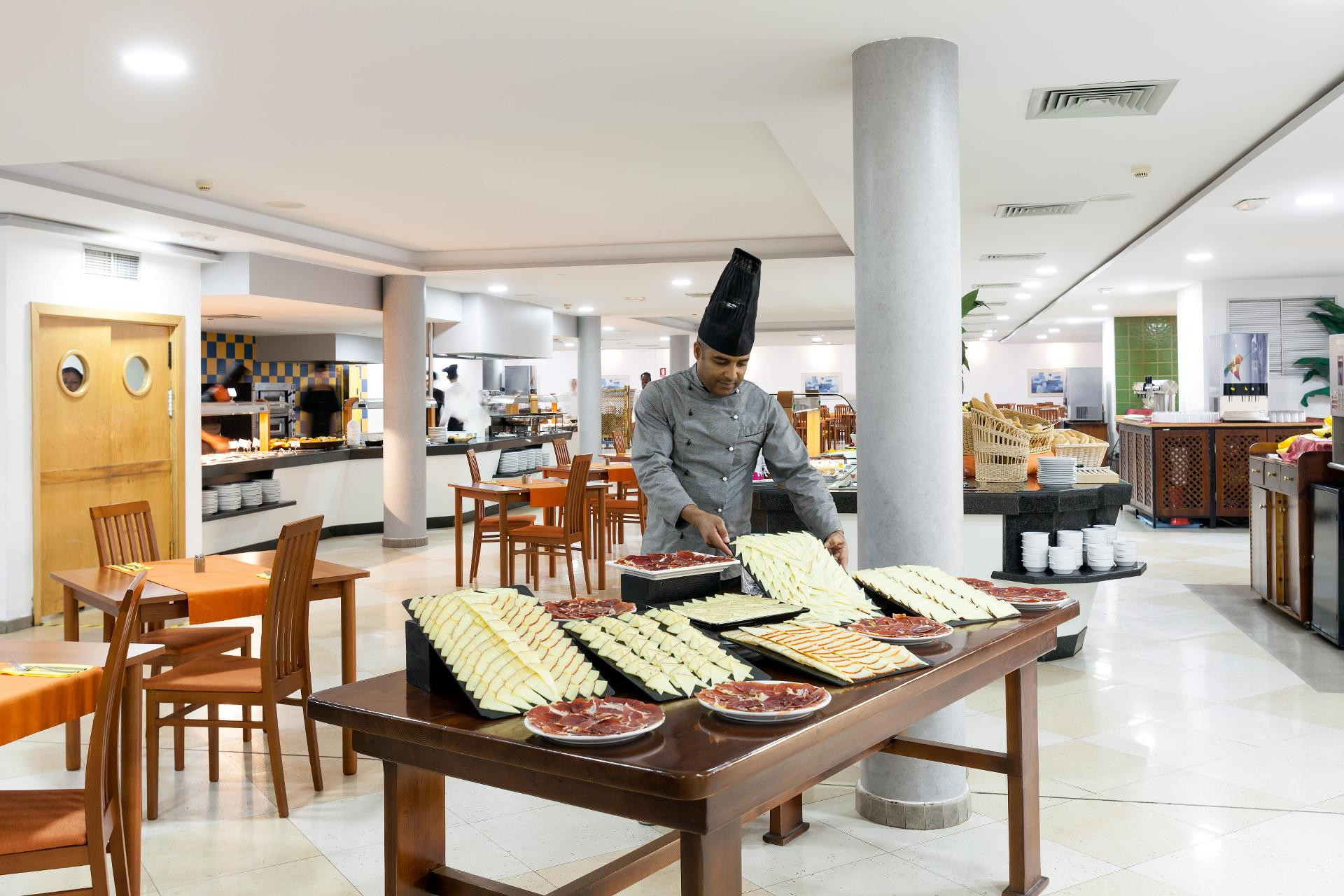 Restaurant Chatur Costa Caleta