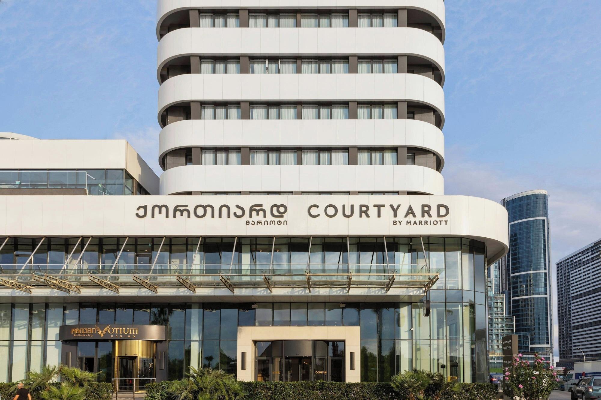Vista Exterior Courtyard By Marriott Batumi