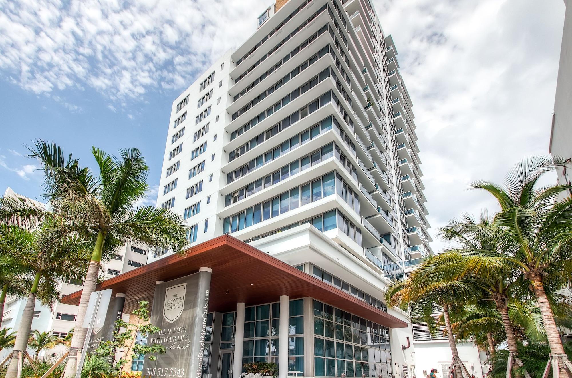 Vista Exterior Churchill Suites Monte Carlo Miami Beach