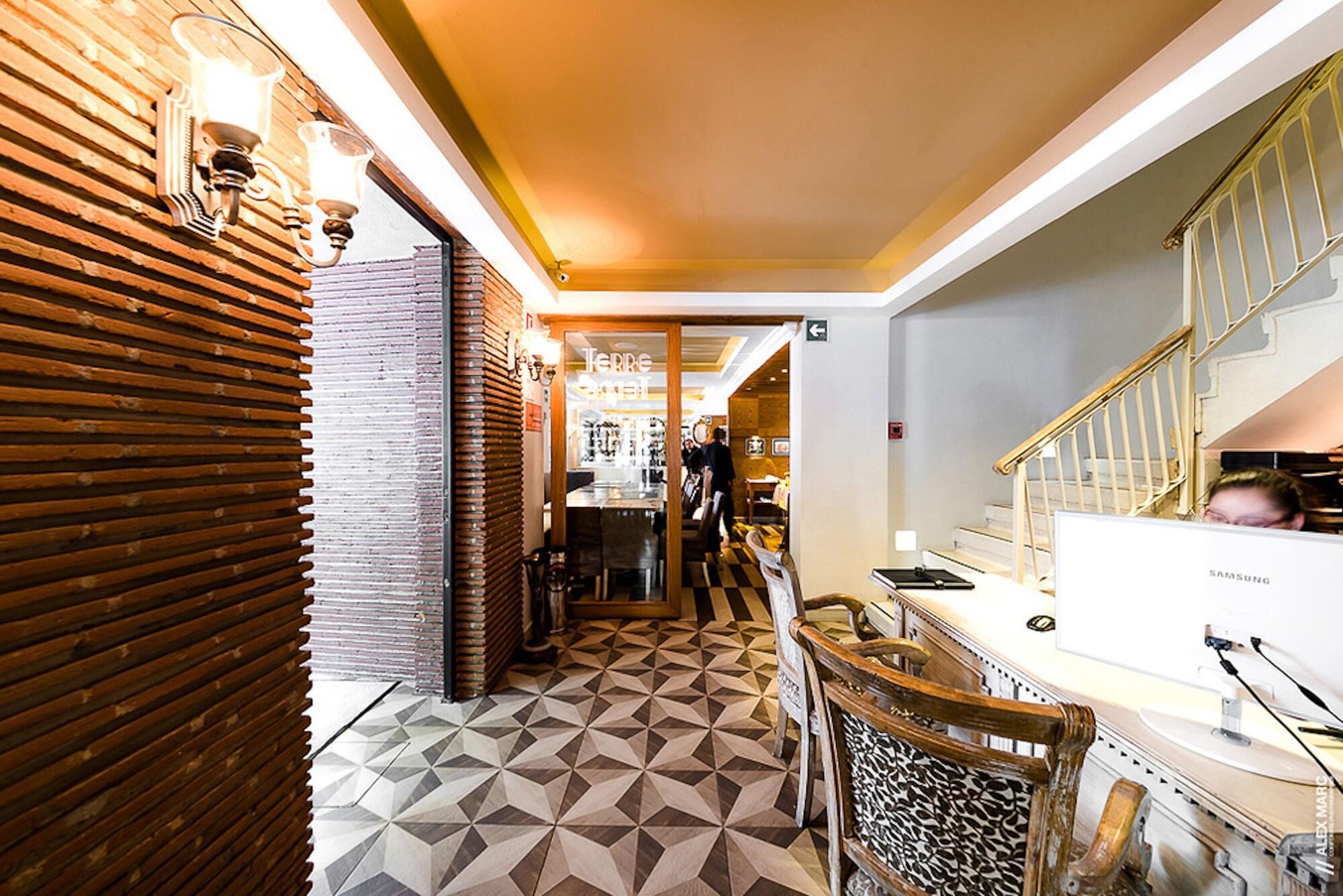 Vista Lobby Maria Condesa