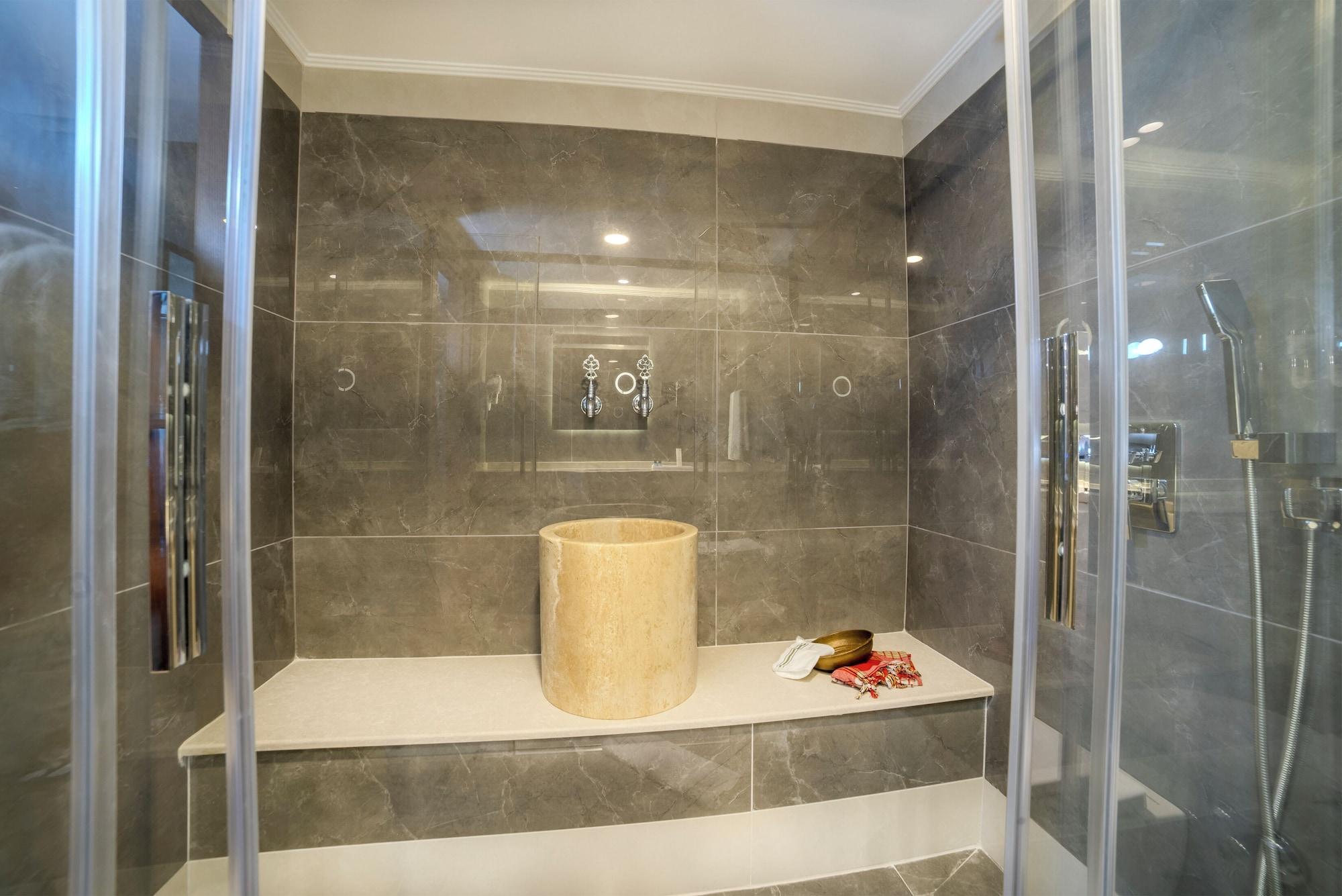 Equipamiento de Habitación Grand Hilarium Hotel