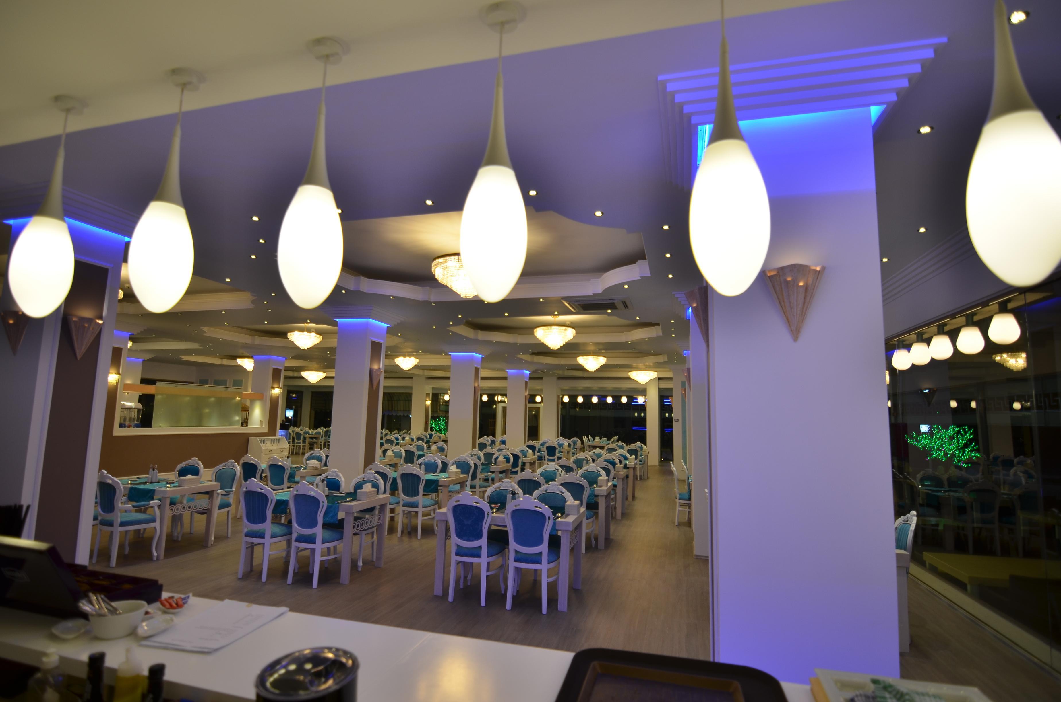 Restaurant Phoenicia Luxury