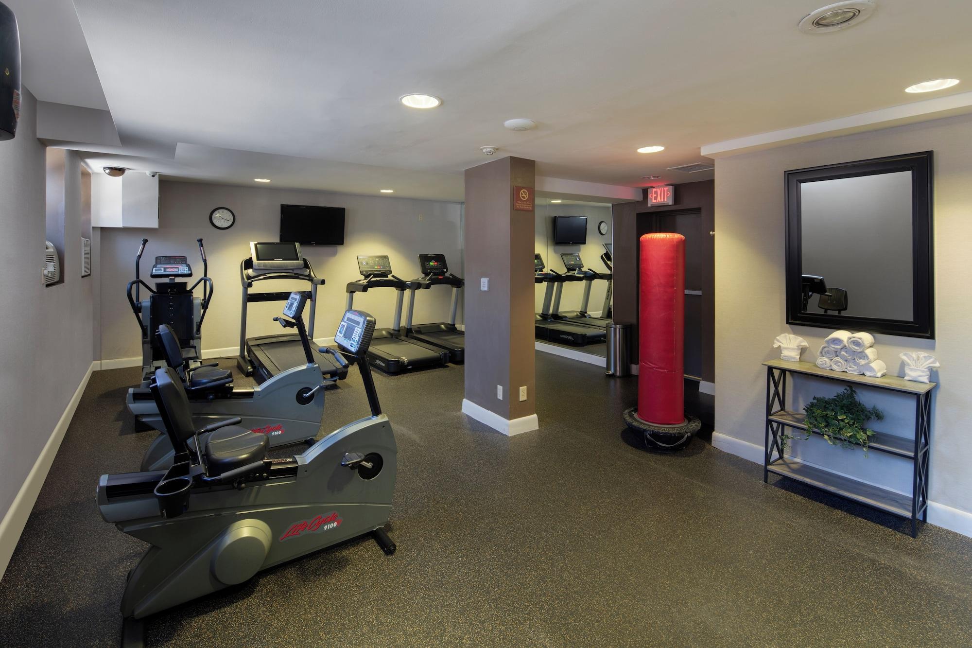 Gimnasio Ramada by Wyndham Jersey City