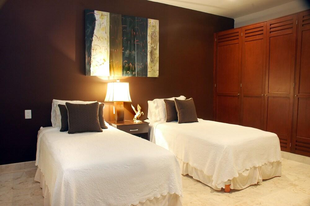 Hotel Maya Villa Condo Hotel