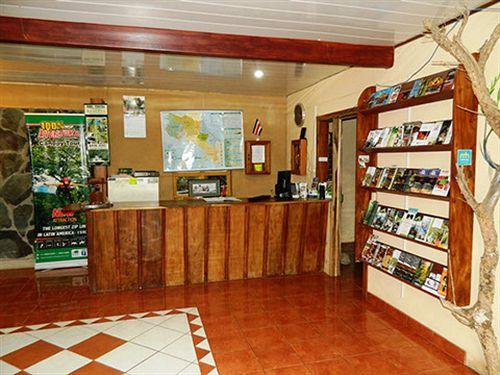 Vista Lobby Santa Elena Hostel Resort