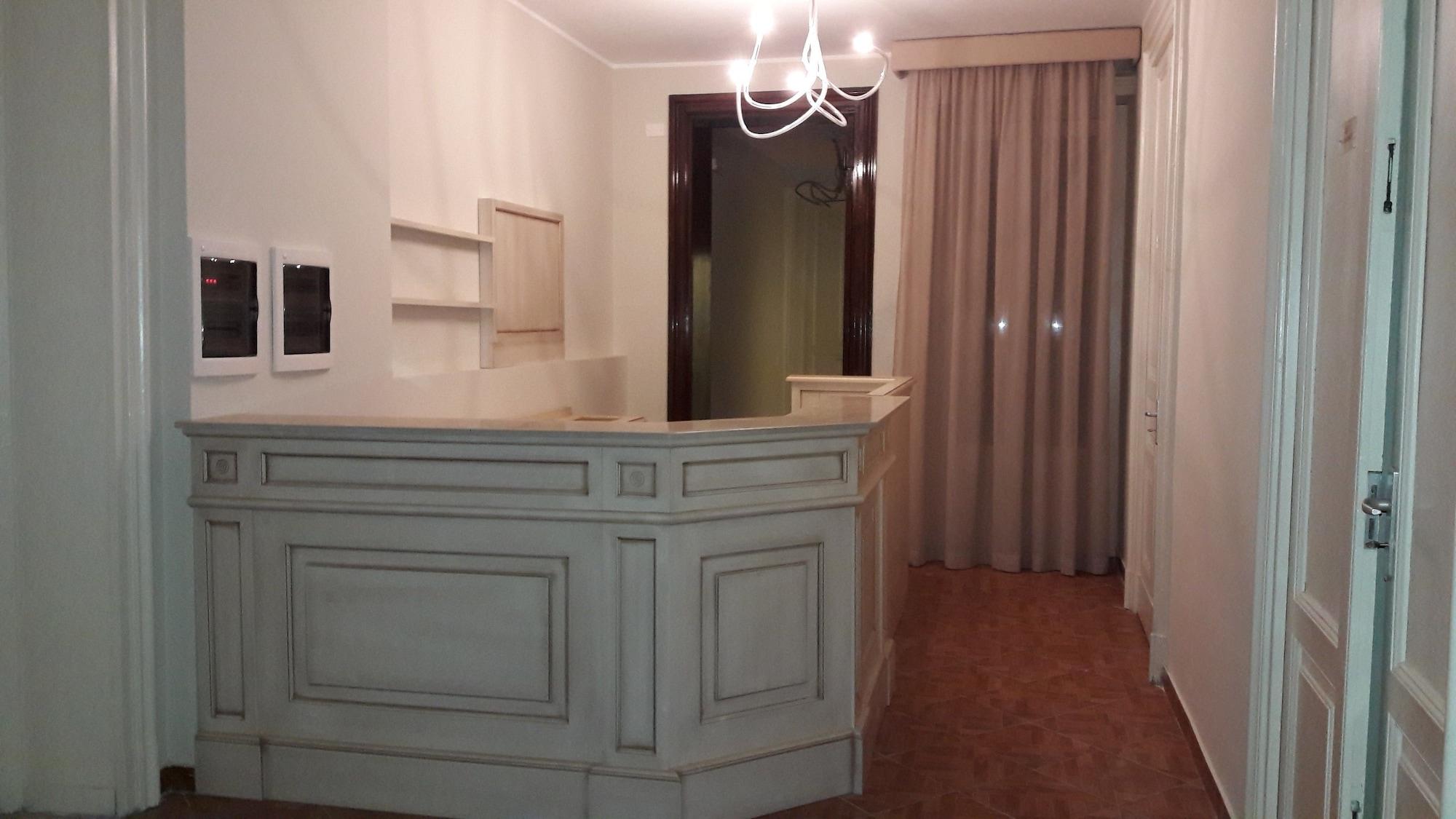Vista Lobby Umberto House Catania