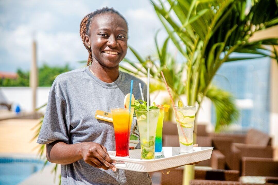 Bar/Salón HOTEL YATCHENIN YAMOUSSOKRO