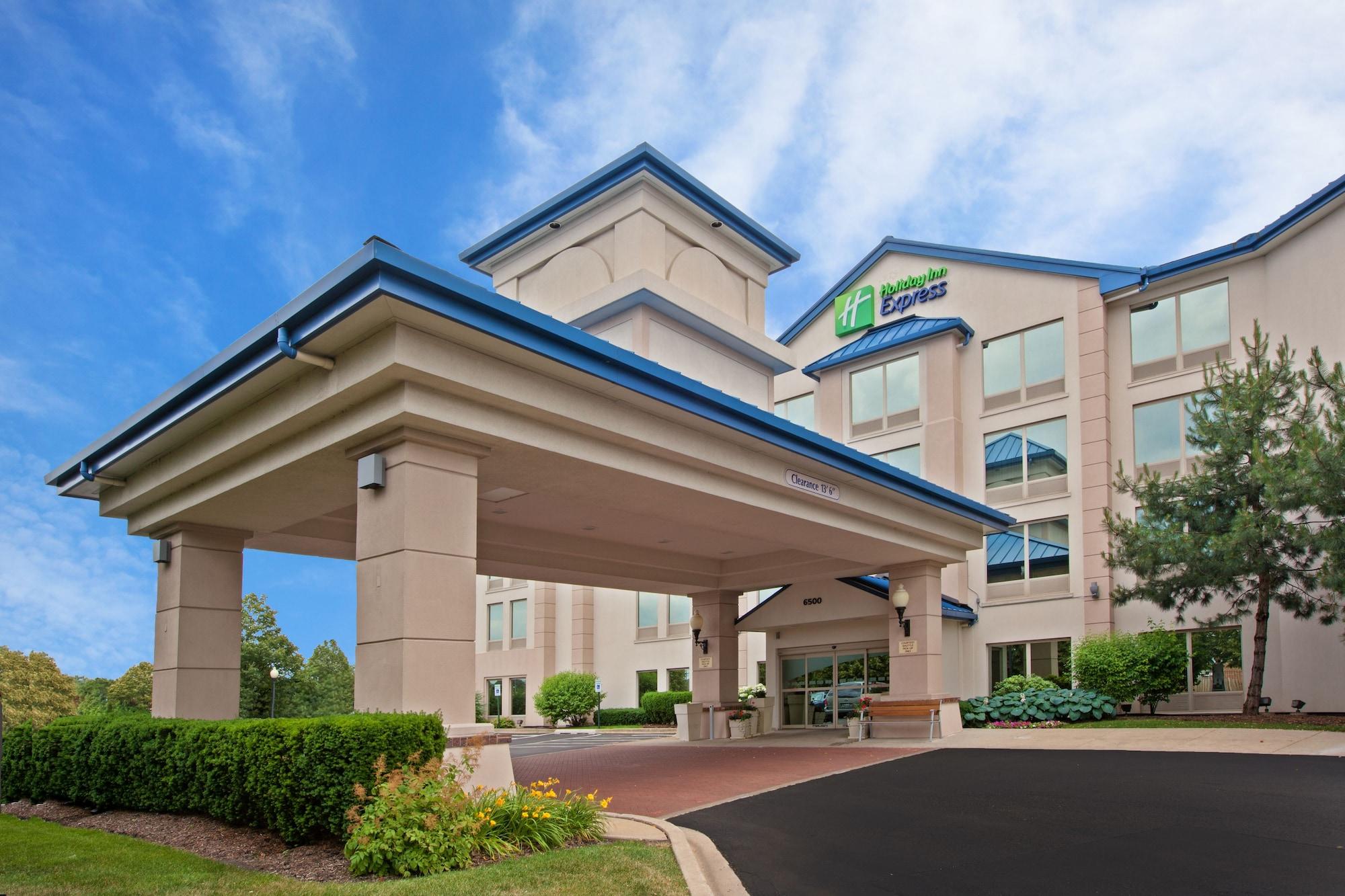 Vista Exterior Holiday Inn Express Hotel & Suites Chicago-Midway Airport by IHG