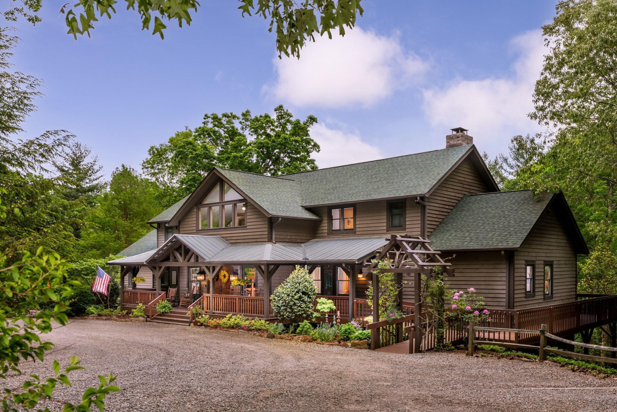 Vista Exterior Bent Creek Lodge Bed & Breakfast