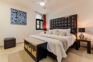 Depa Bliss~Luxurious Beachfront Oasis~King Bed~Pool/Weekly and monthly discounts