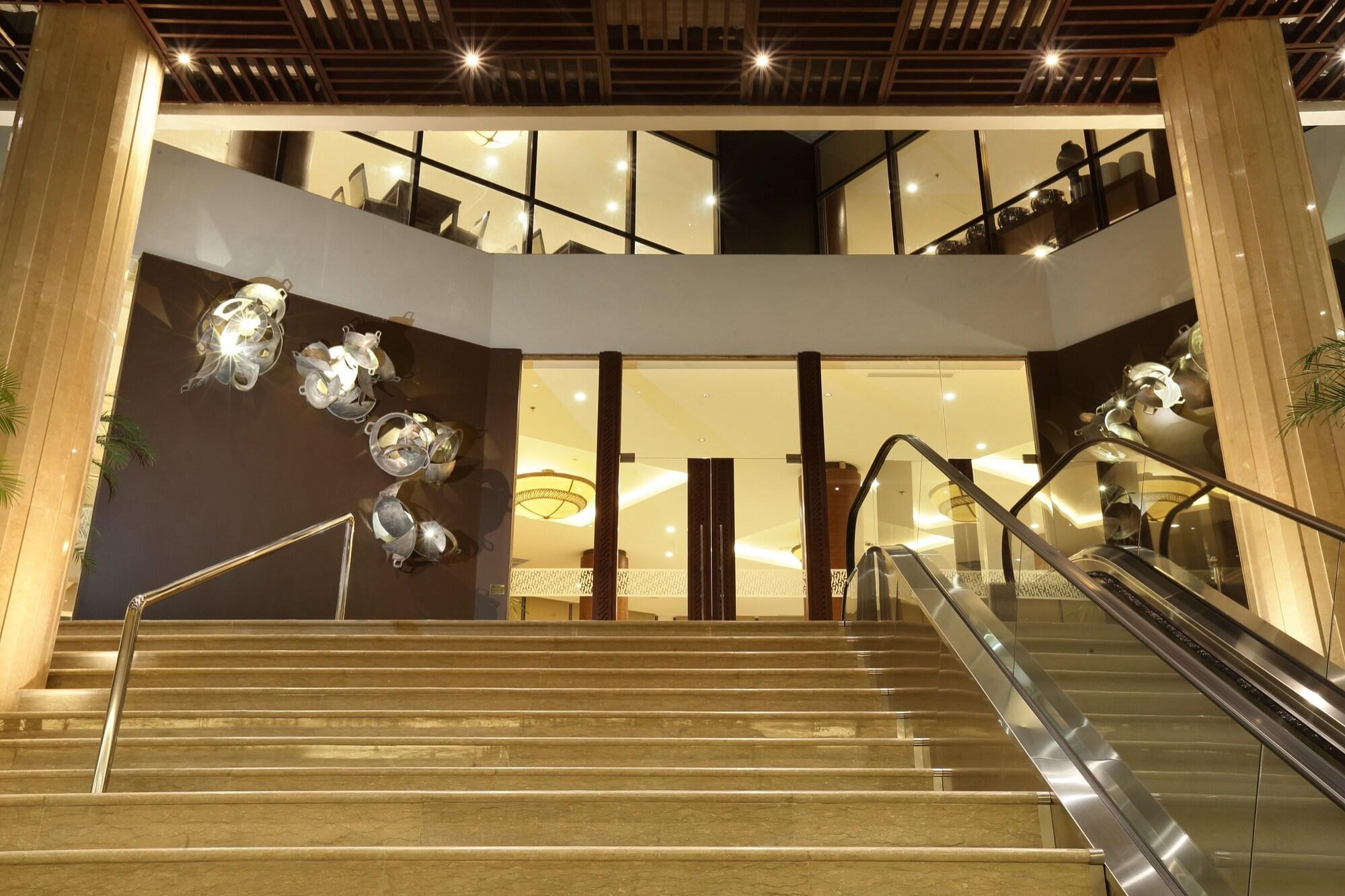 Vista Exterior Hotel Santika Premiere Bintaro