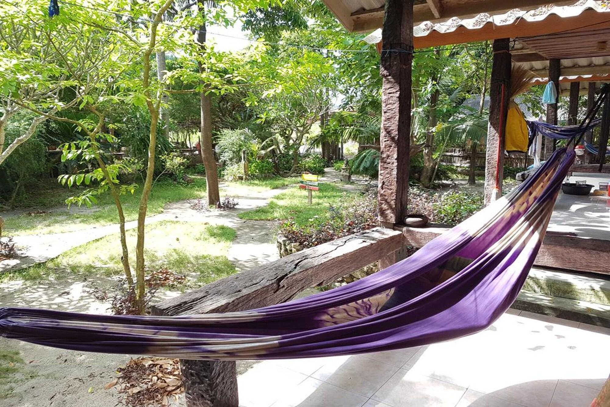 Instalaciones Recreativas Bamboo Bungalow Thong Nai Pan Yai