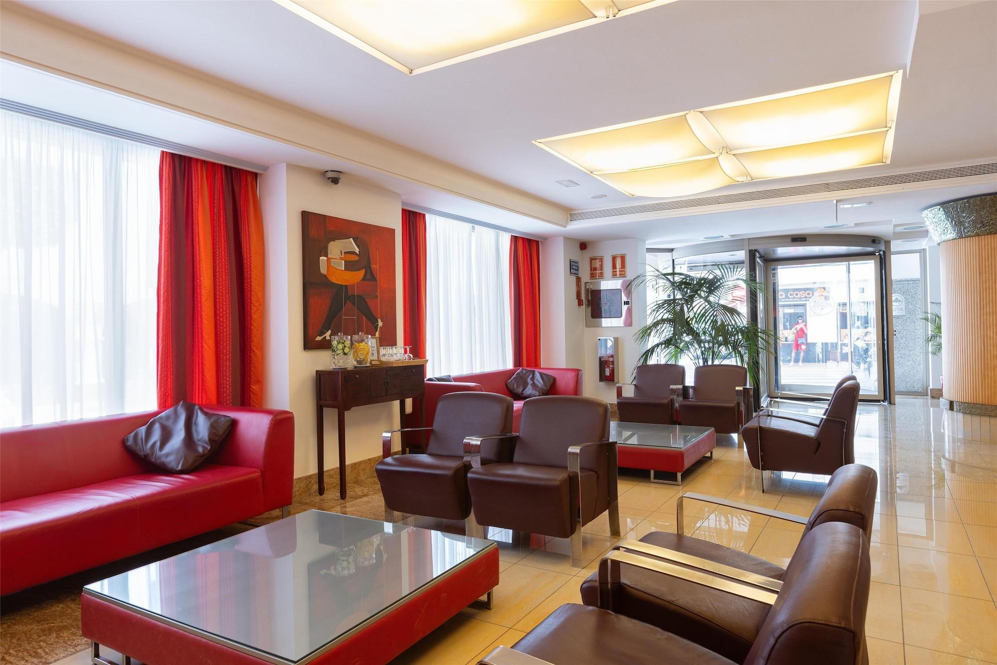 Vista Lobby Invisa Hotel La Cala