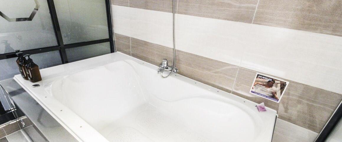 Instalaciones Recreativas GoldenRoot Hotel in Gimhae