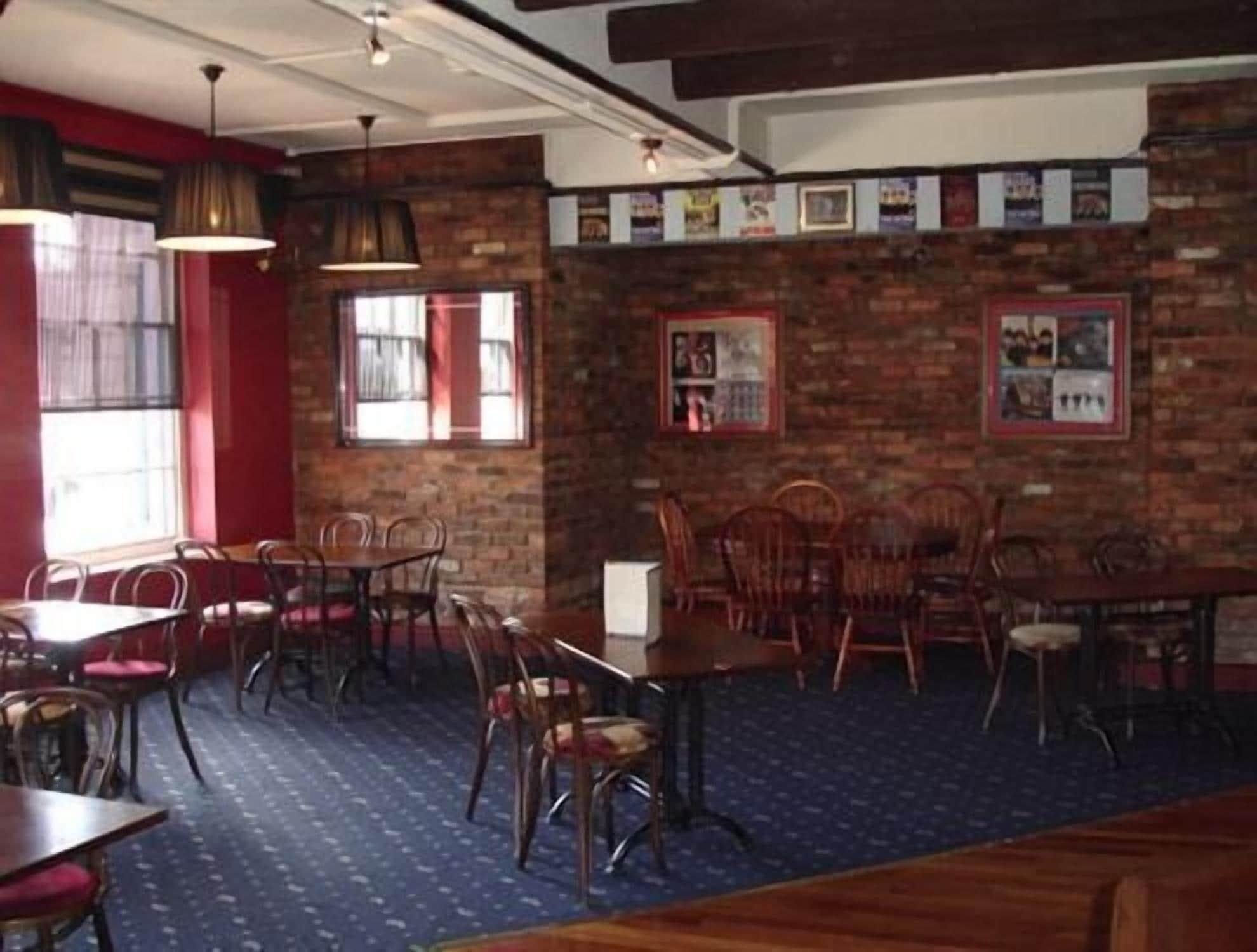 Restaurant The Raven Hotel - Inn