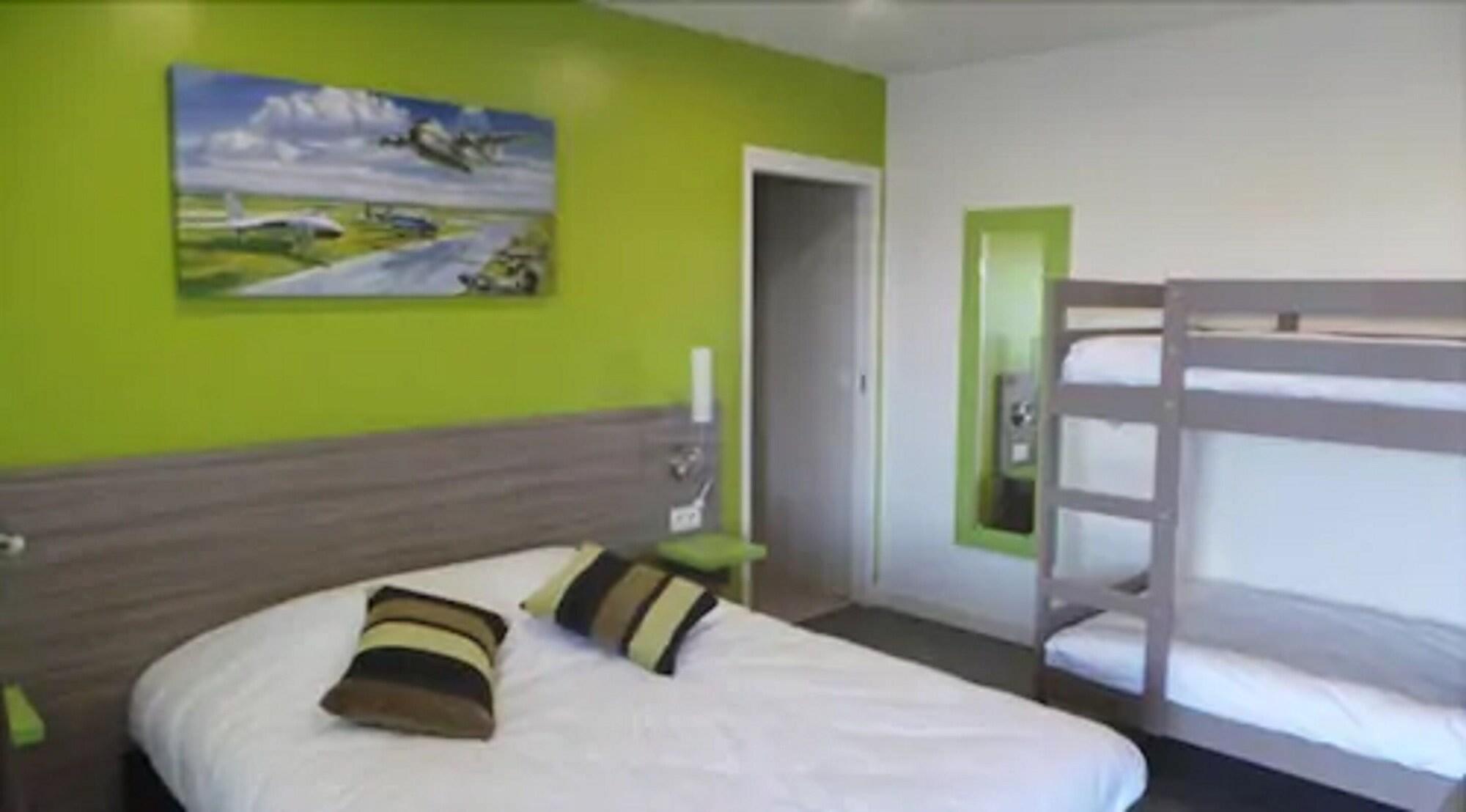 Varios Airport Hotel