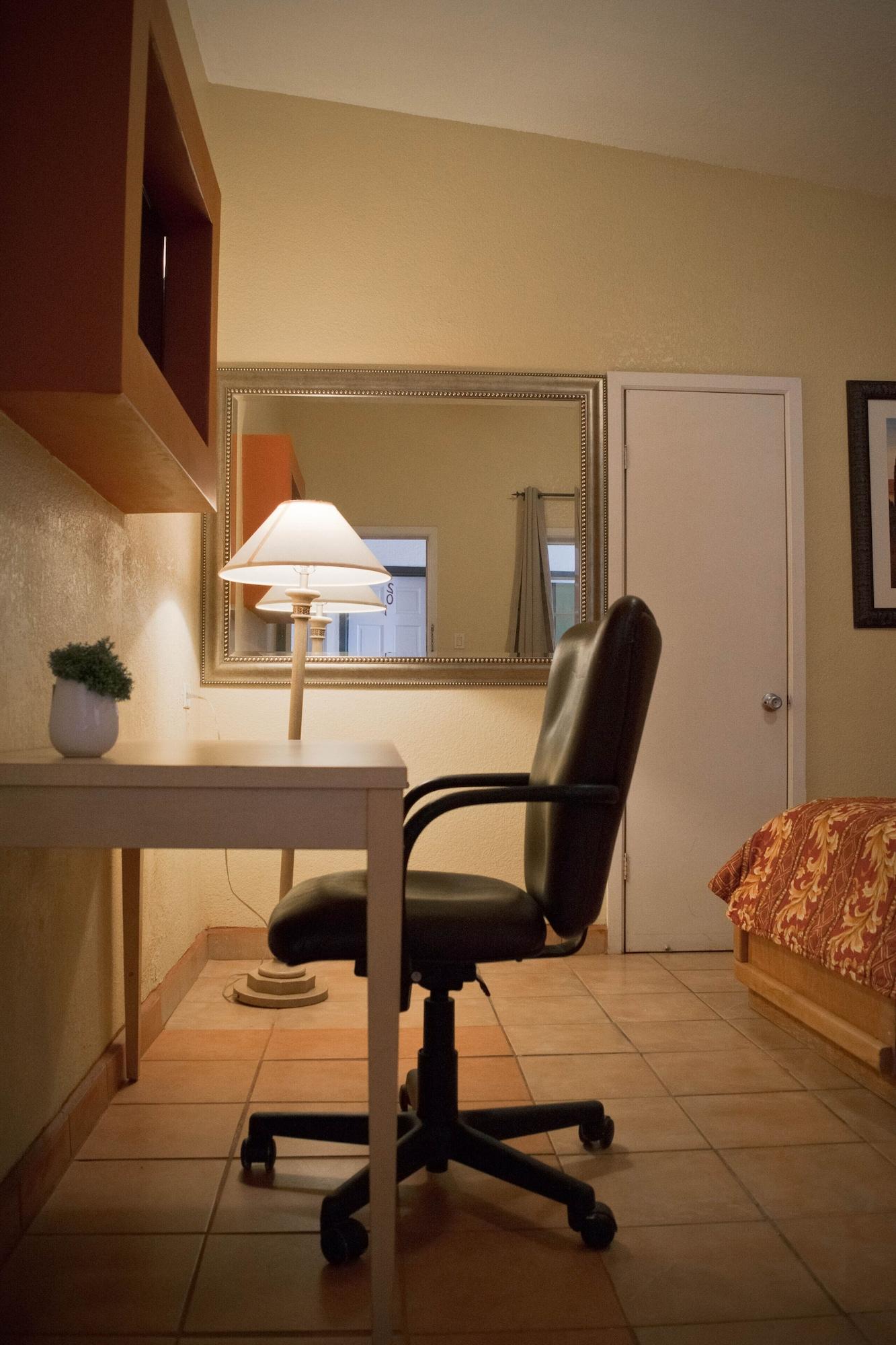 Centro de Negocios Hotel Fiesta Ensenada