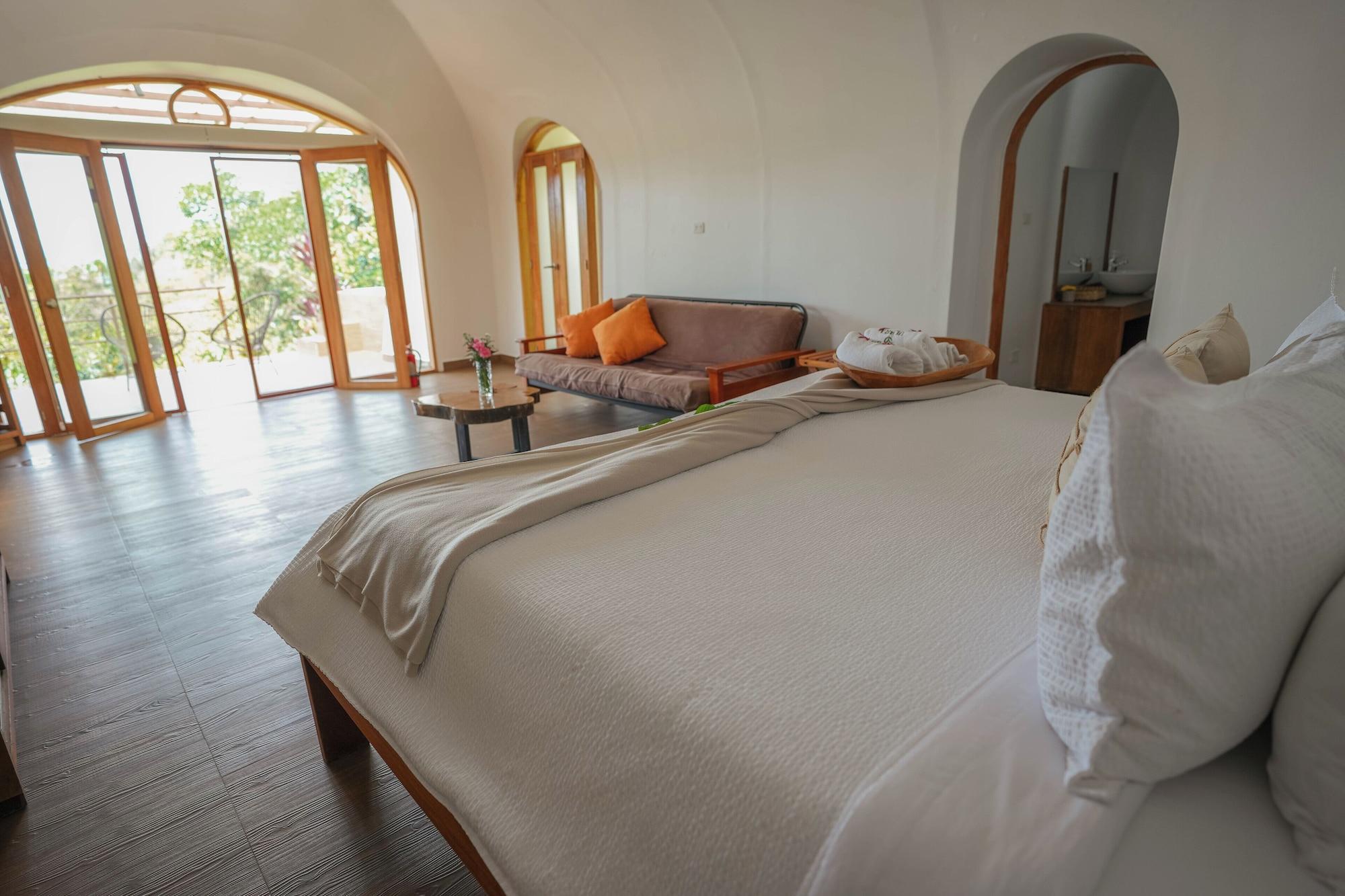 Varios Vibra Healing Lodge y Spa