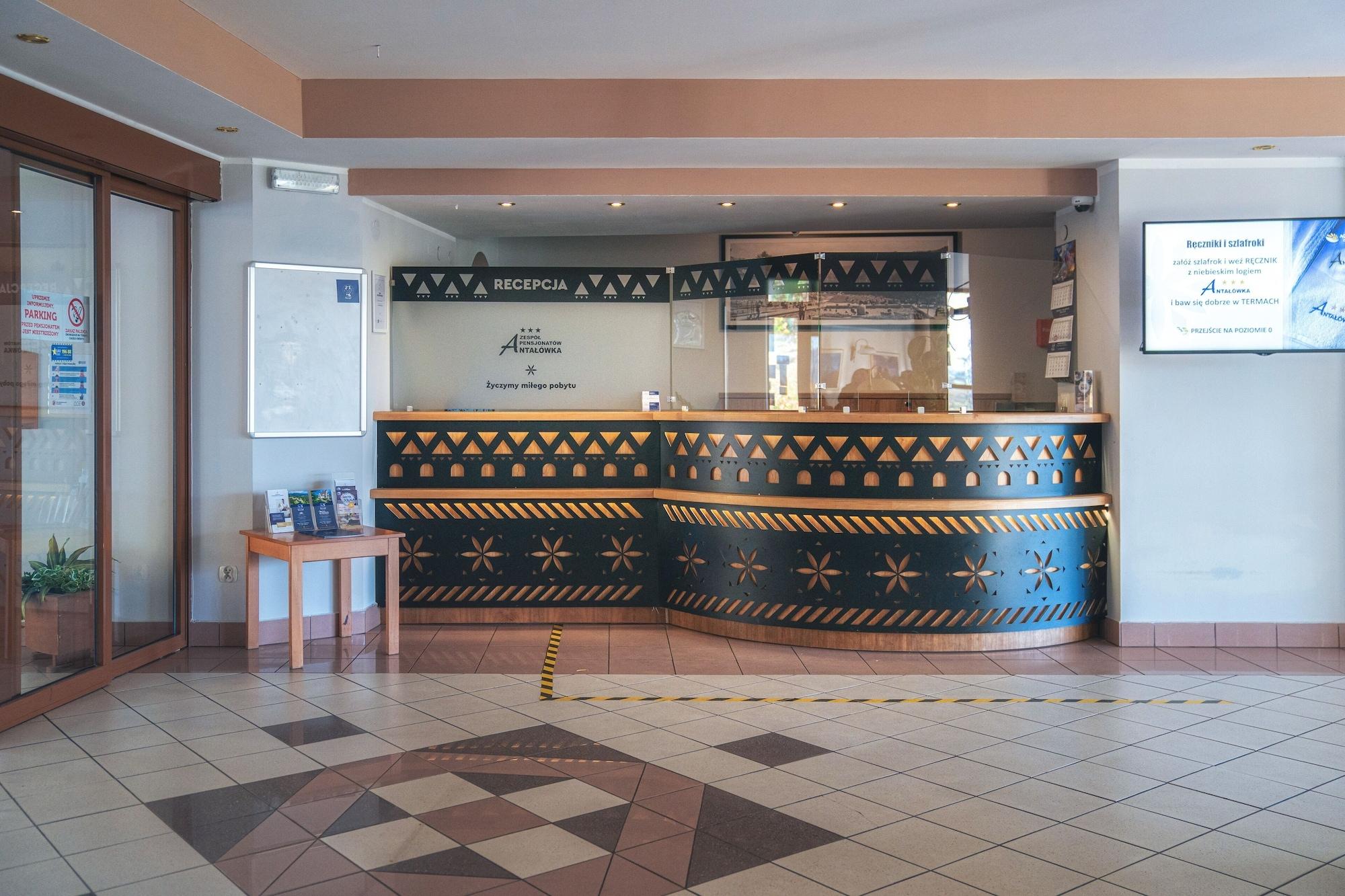 Vista Lobby Kompleks Antałówka Termy & Med – POLSKIE TATRY S.A.