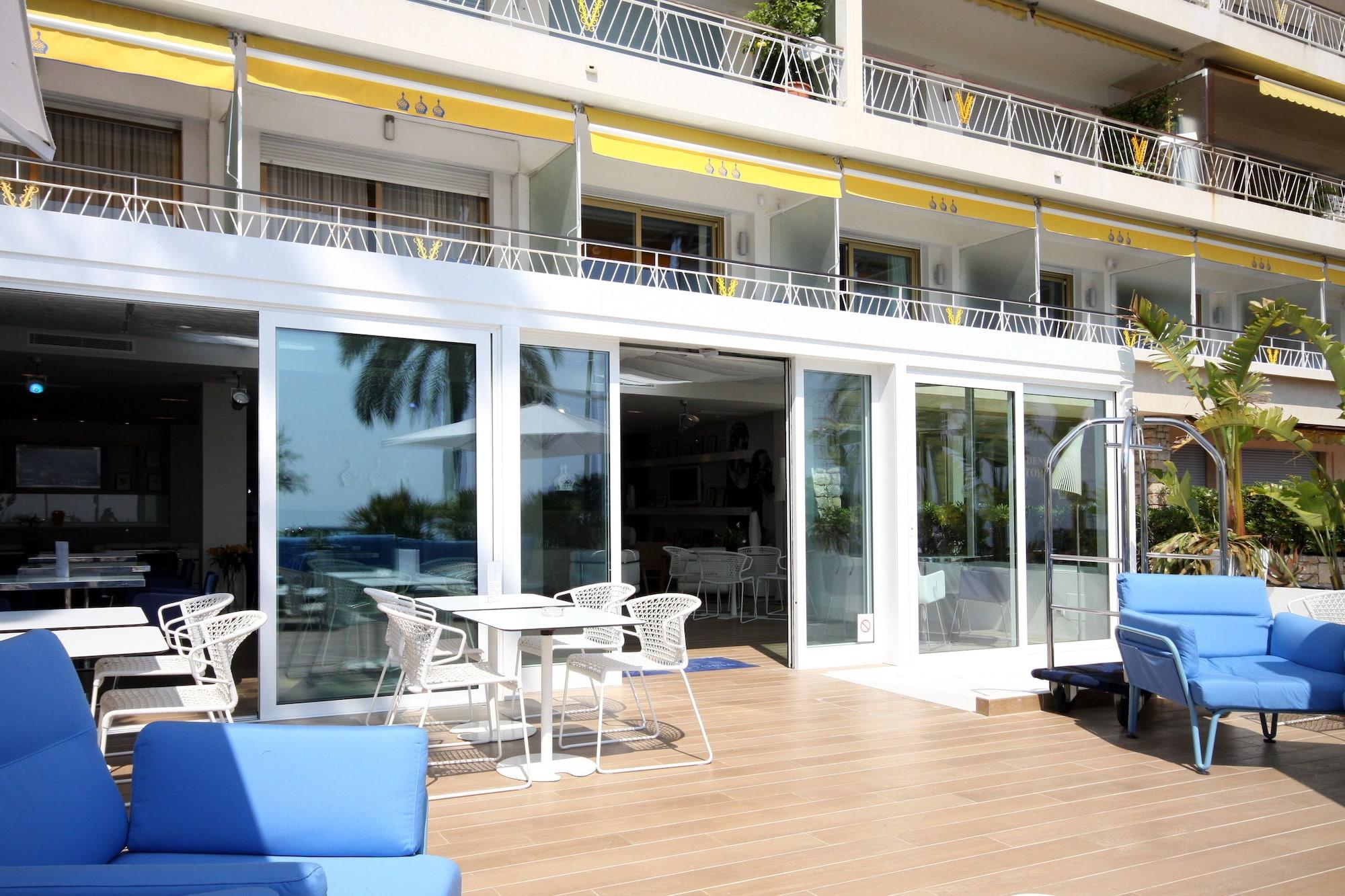 Vista Exterior Hotel Victoria