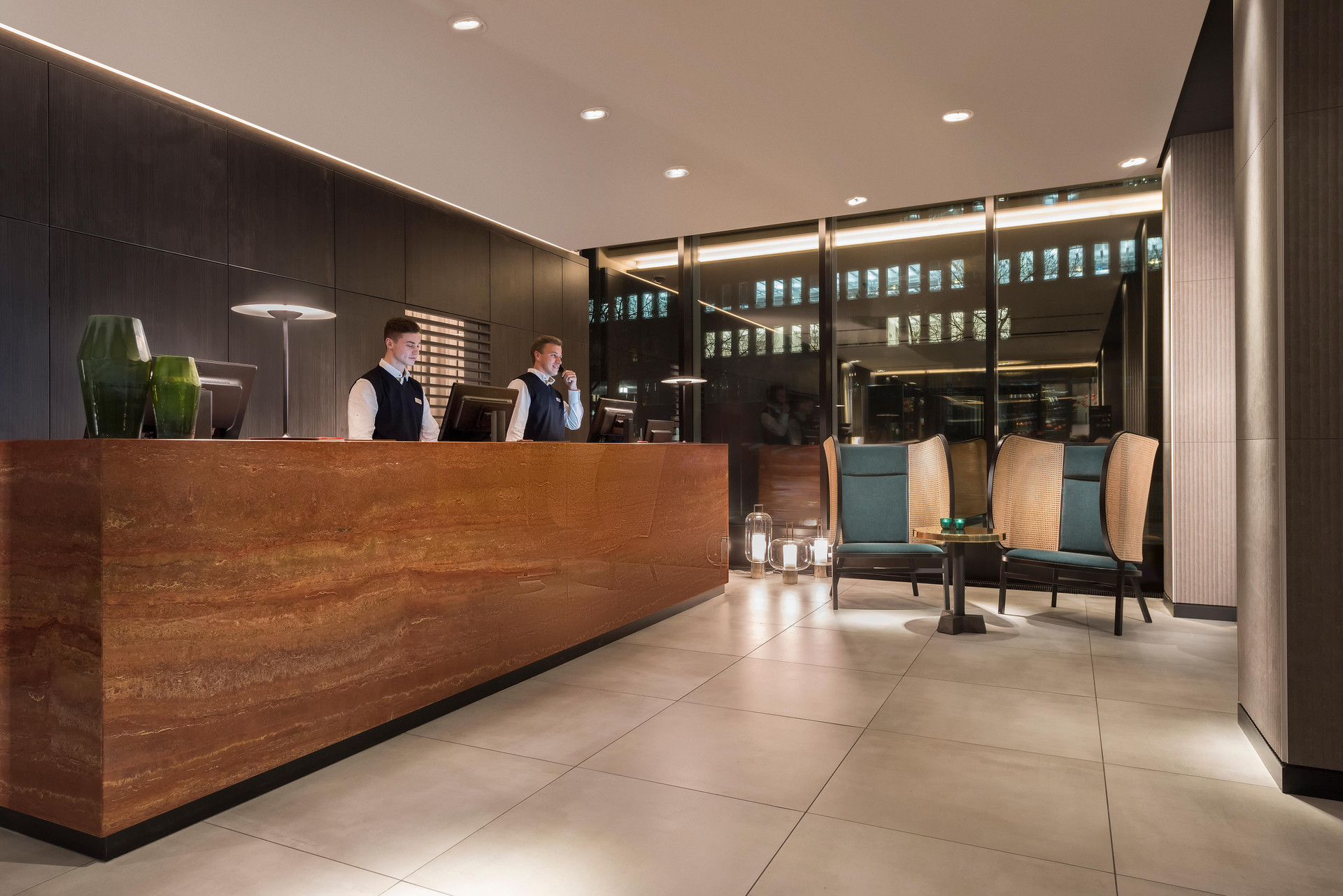 Vista Lobby Adina Apartment Hotel Hamburg Speicherstadt