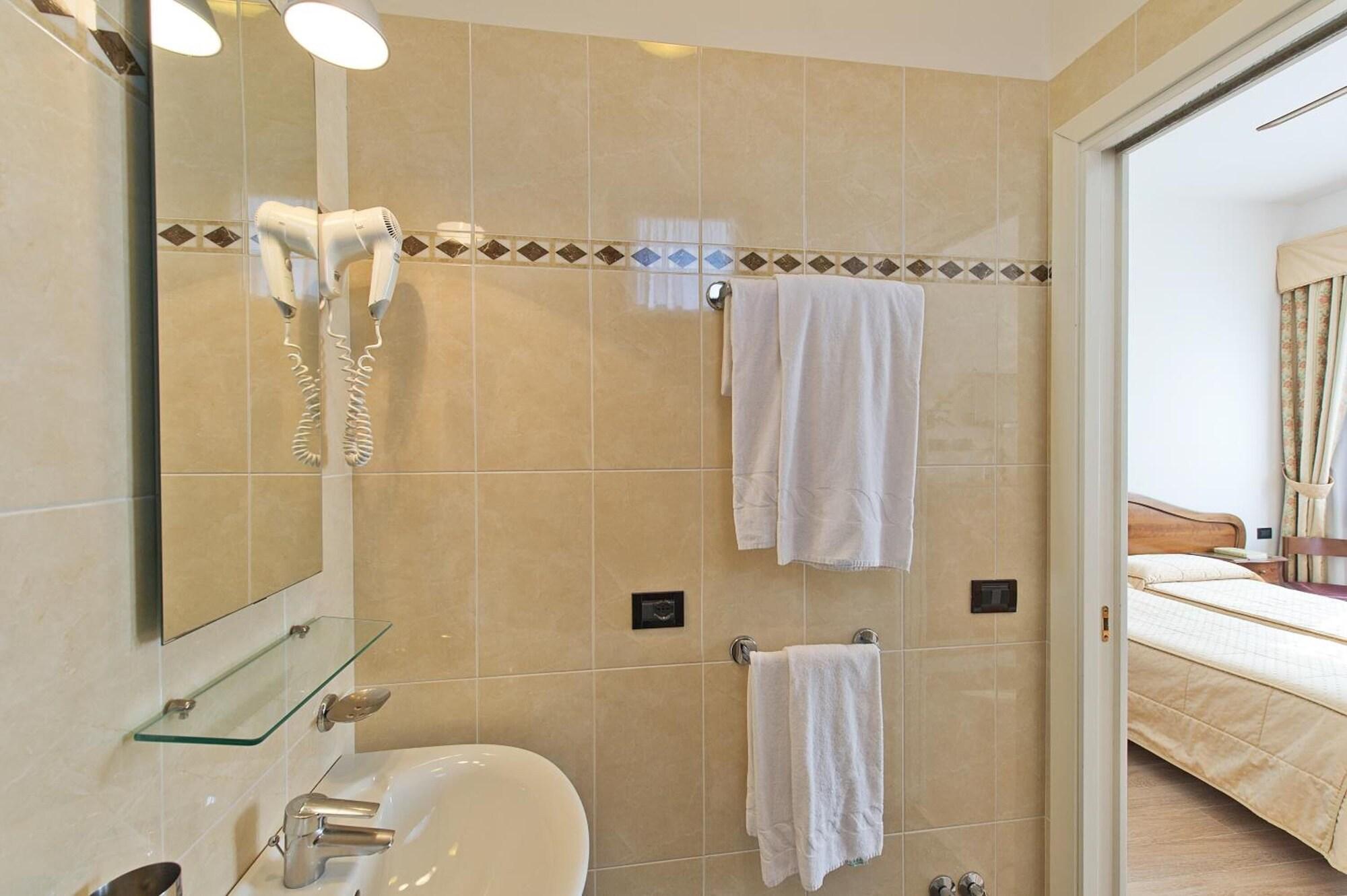 Set de Habitación Hotel Cristallo
