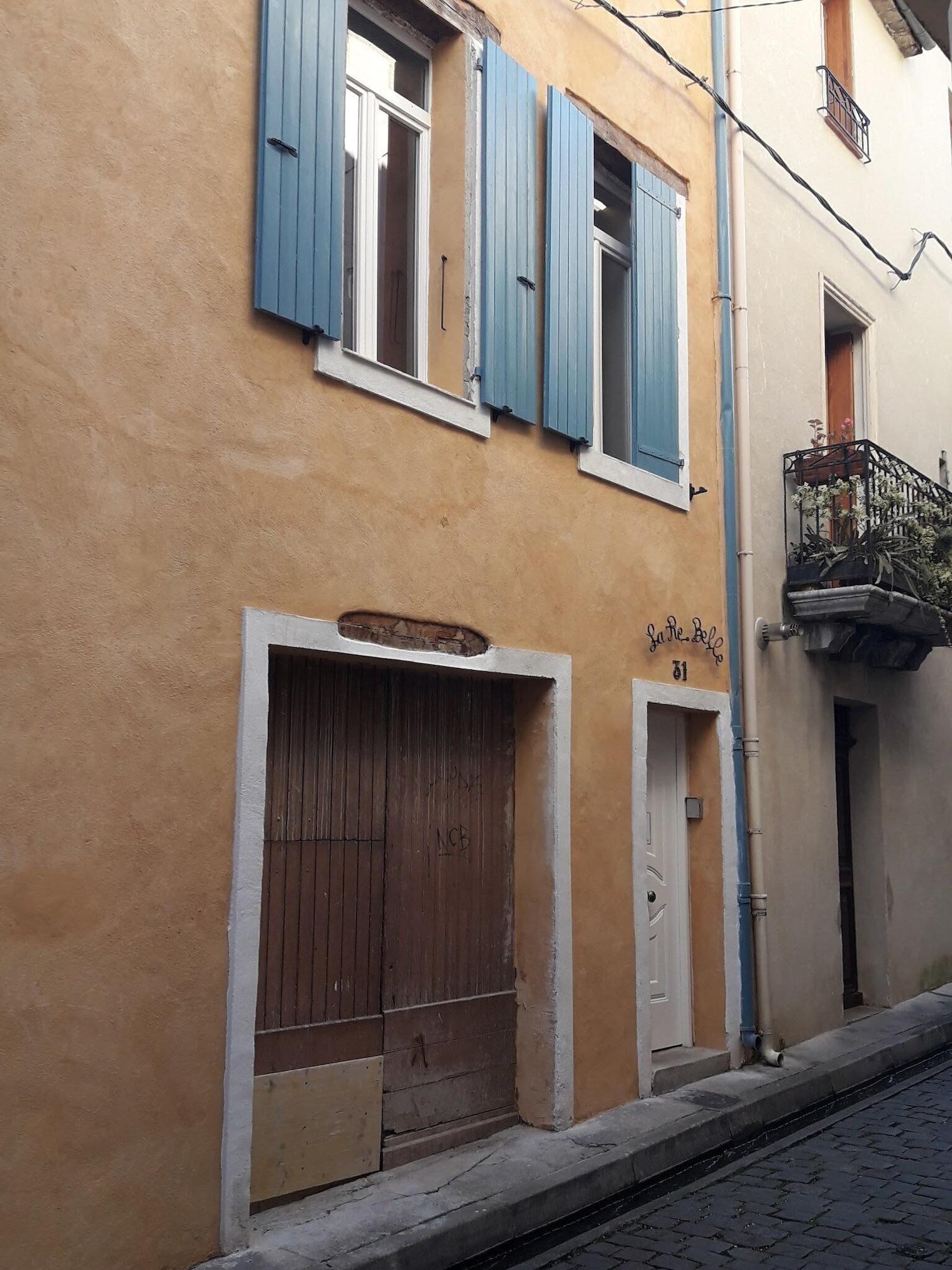 Vista Exterior La Re'Belle