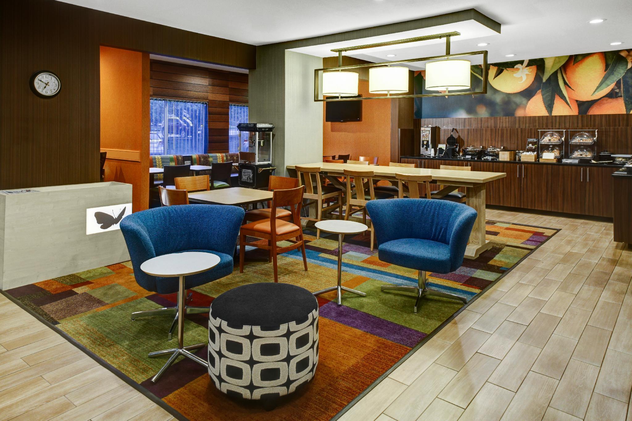 Vista Lobby Fairfield Inn by Marriott Dothan