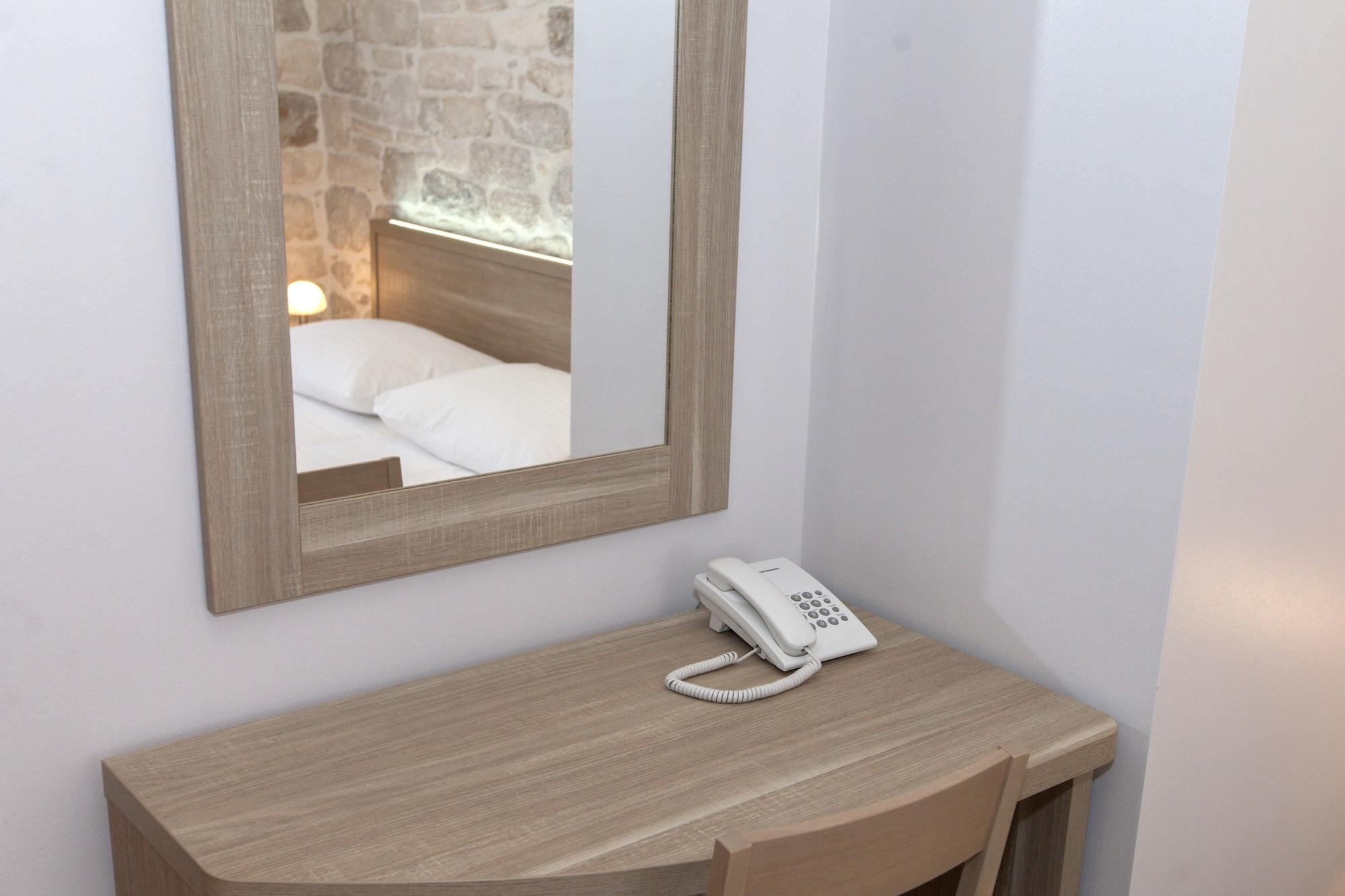 Set de Habitación Tifani Luxury Rooms