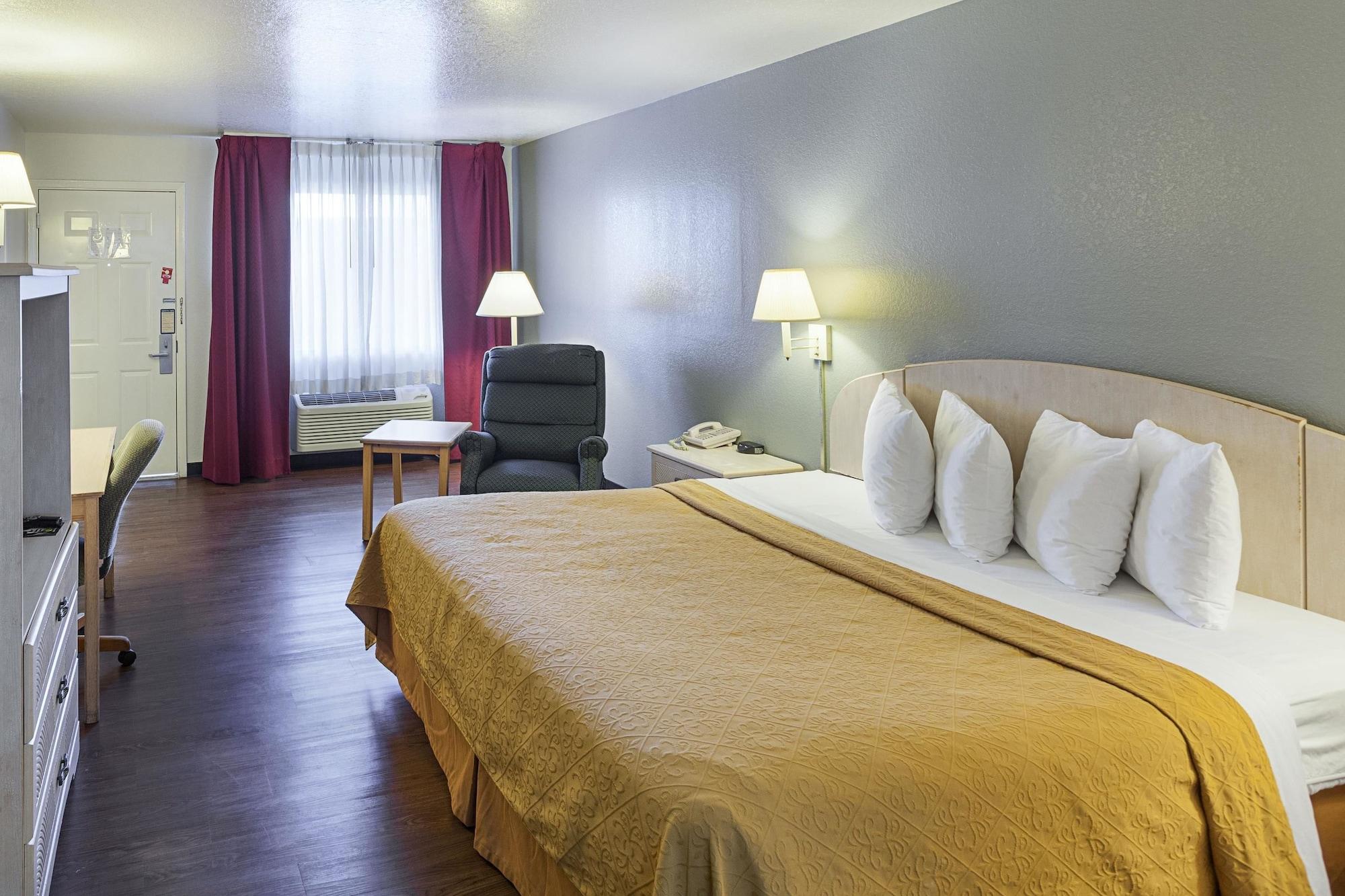 Habitación Econo Lodge Downtown South
