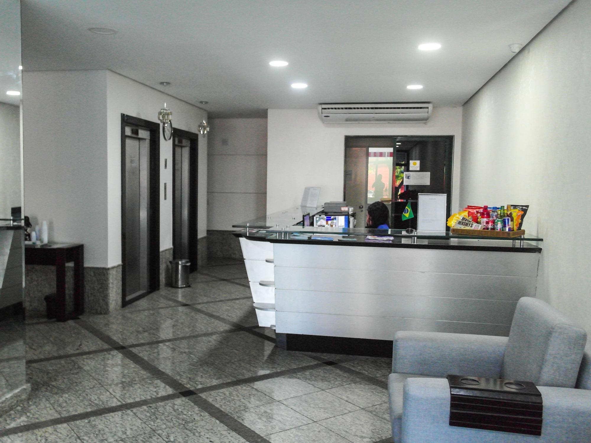 Vista Lobby Hotel Costa Victória