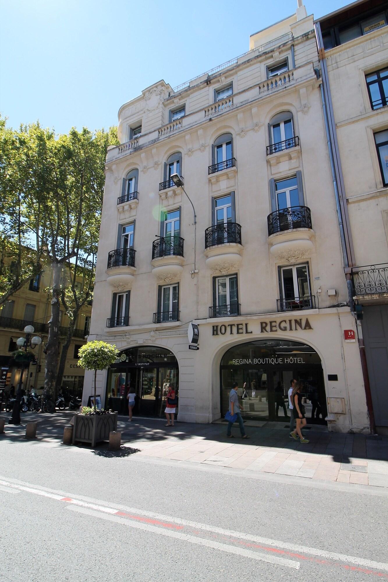 Varios Regina Hotel