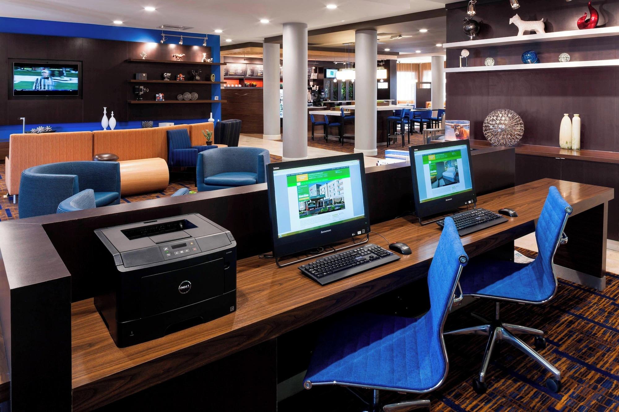 Vista Lobby Courtyard by Marriott Houston North/Shenandoah