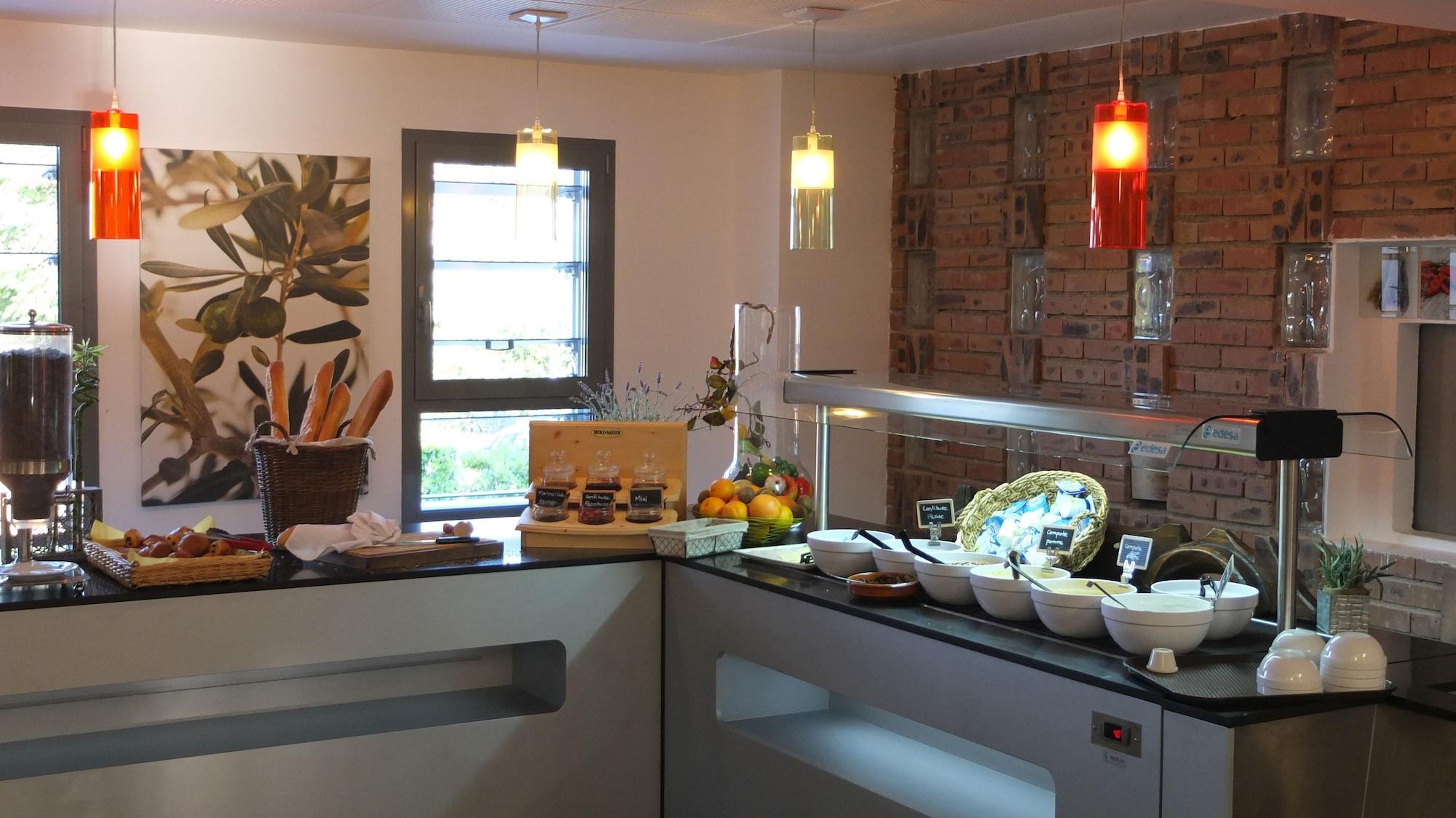 Restaurant Hôtel Vacances Bleues Castel Luberon