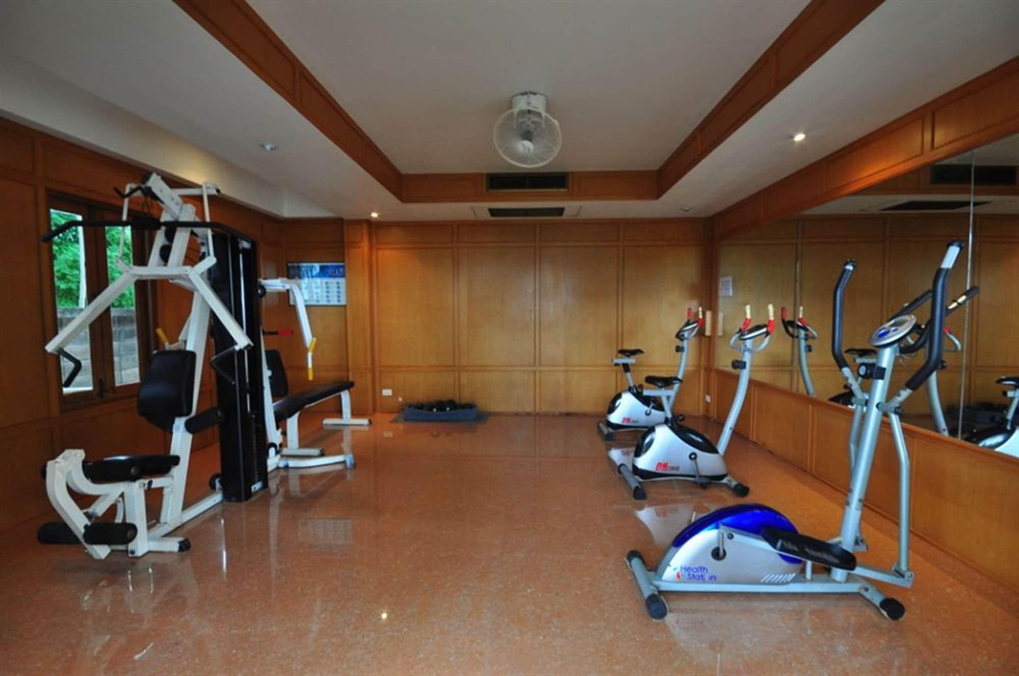 Gimnasio Coral Hotel Bangsaphan