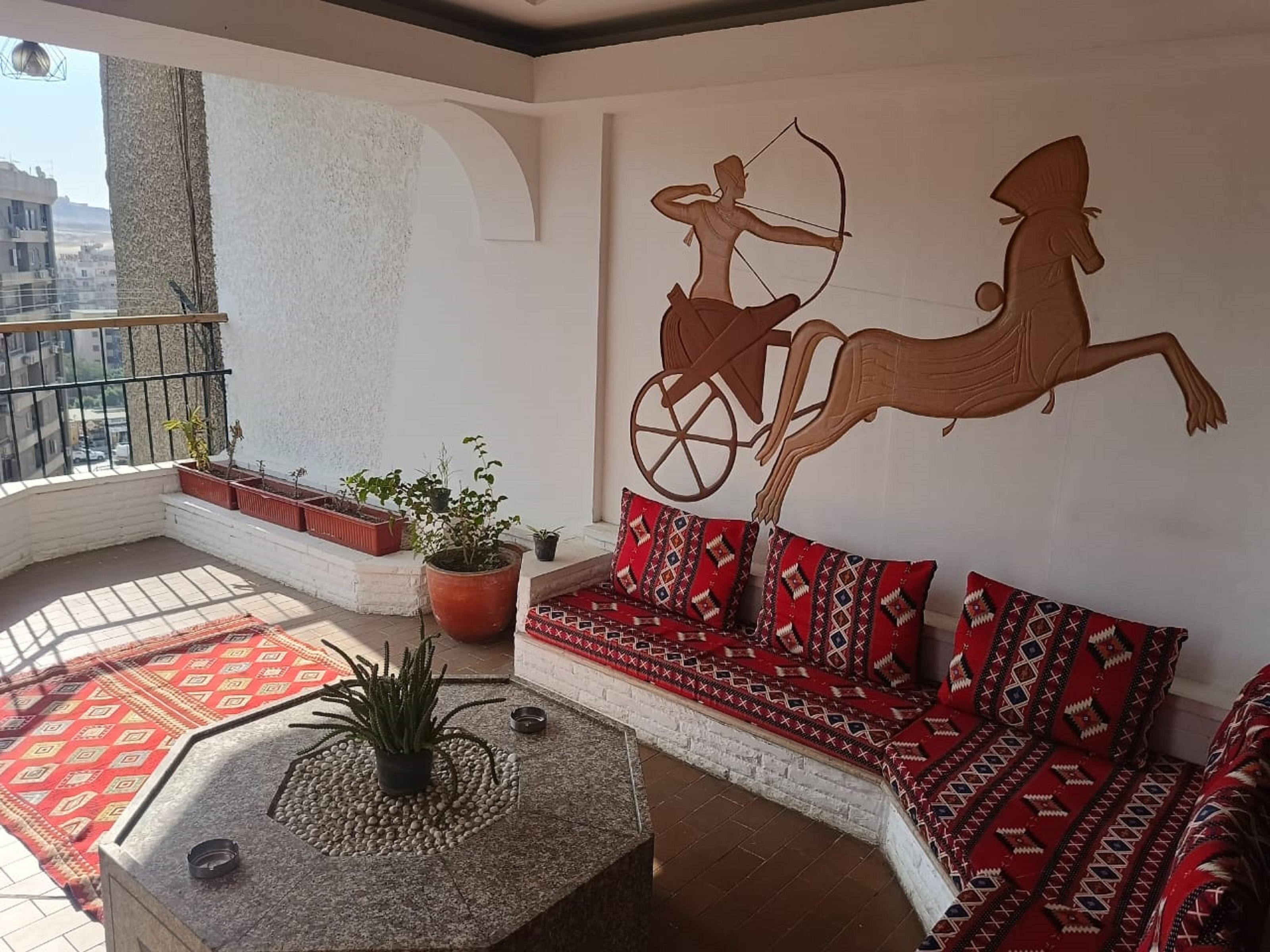 Vista Exterior Pyramids Nights Hostel