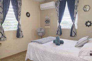 Alquiler Vacacional - Villa Santa Juana 2 Fully Equipped 2BR Home Caguas with SOLAR PANELS /A/C / WIFI