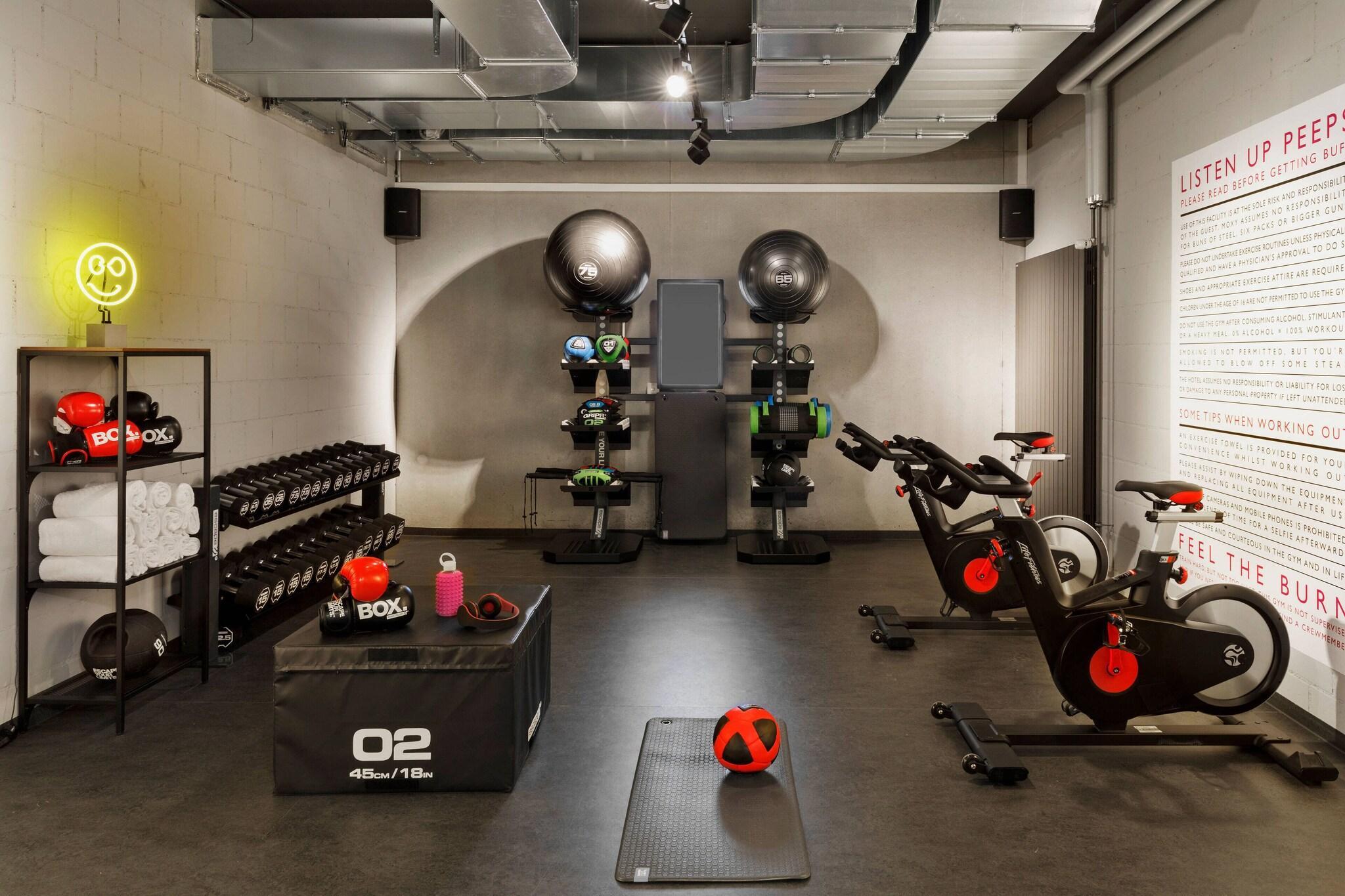 Gimnasio Moxy Bern Expo