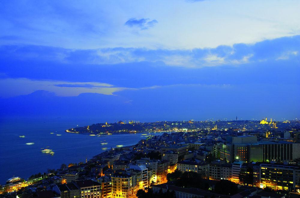Praia The Ritz-Carlton, Istanbul