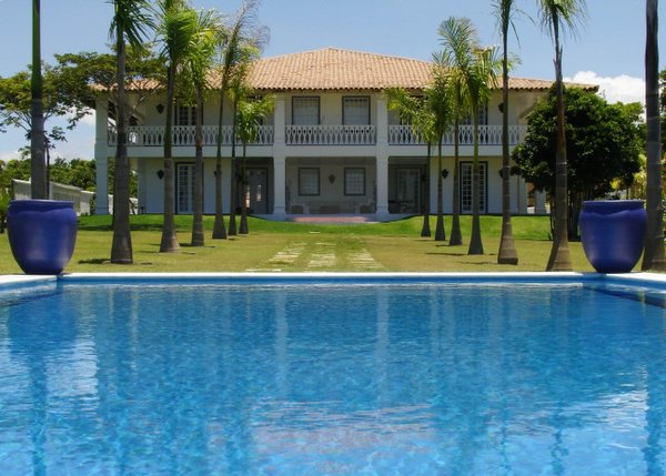 Vista Piscina Casa Grande São Vicente