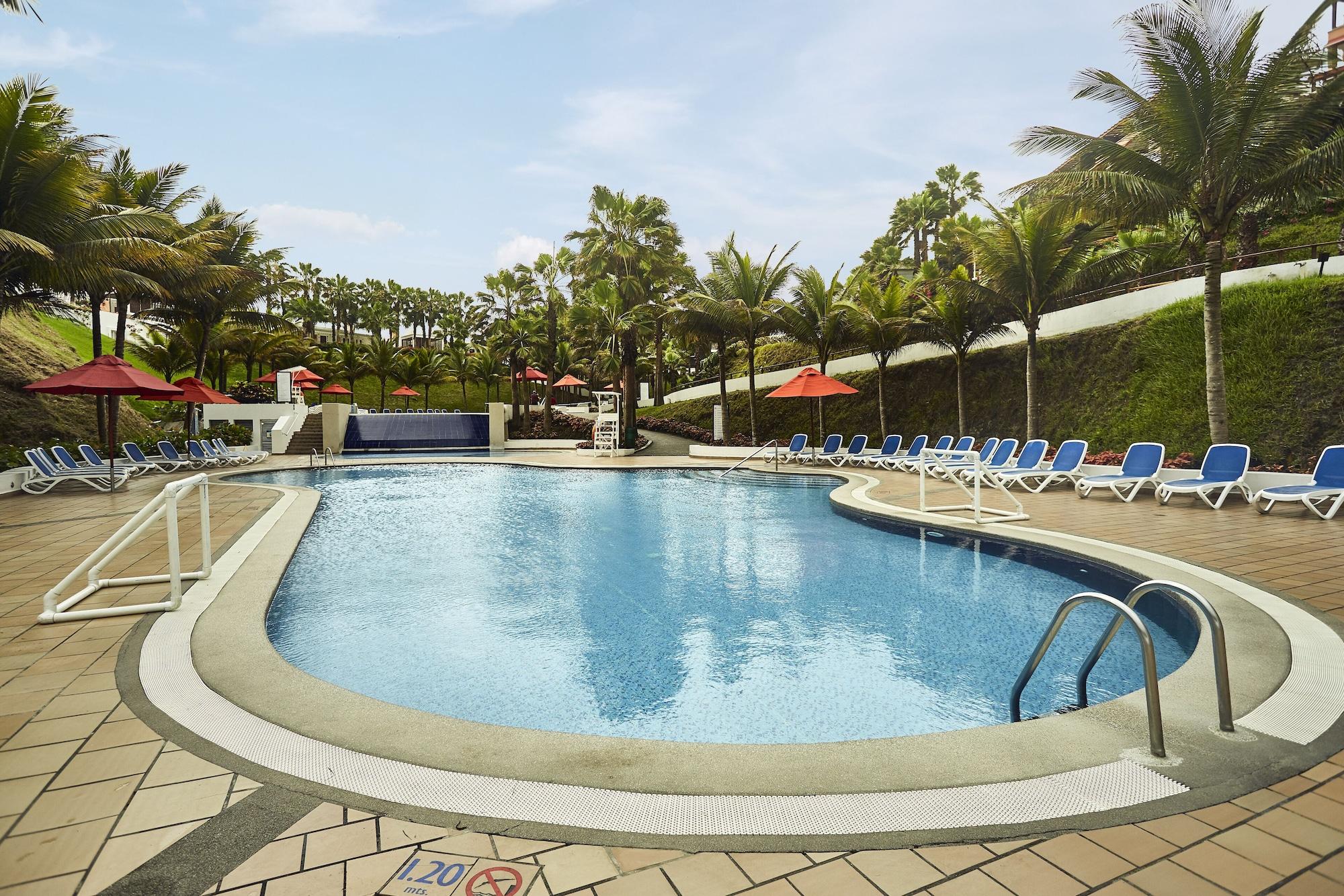 Vista Piscina Royal Decameron Mompiche - All Inclusive